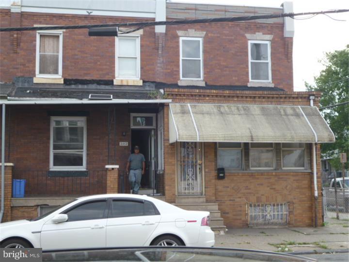 This is a 3 bedroom porch front property in need of some tlc. Downstairs you will find living room area, dining room, kitchen. Upstairs you will find 3 bedrooms and a bath. This Is An Assignment Transaction.Cash or Hard Money Only. Seller will pay  for title. All offers will be presented, $2,000 certified funds deposit and proof of funds will be required, as is addendum and buyer will be responsible for u/o. Seller is equitable owner