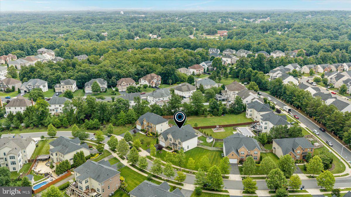 HICKORY FALLS - Residential