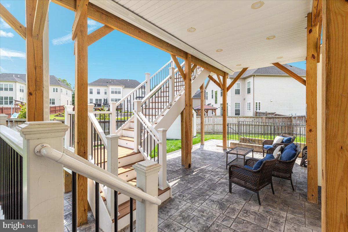 HICKORY FALLS - Residential