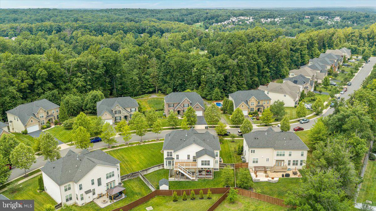 HICKORY FALLS - Residential
