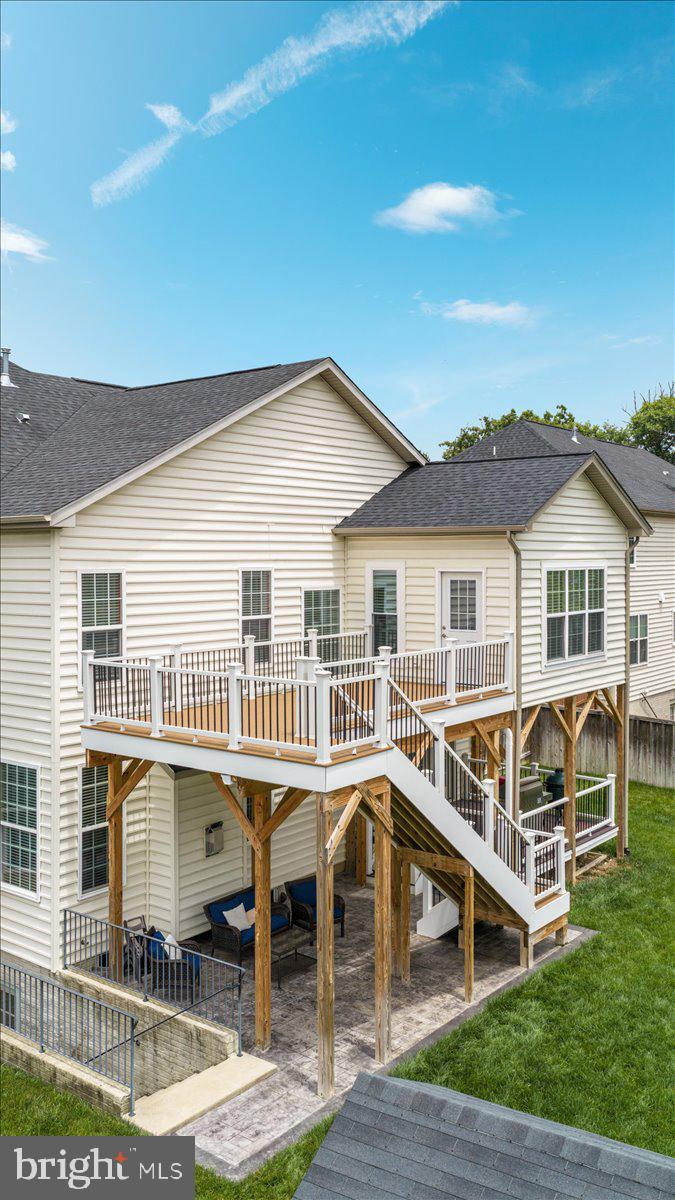 HICKORY FALLS - Residential