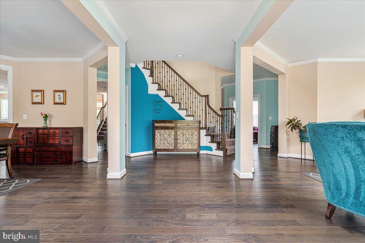 HICKORY FALLS - Residential