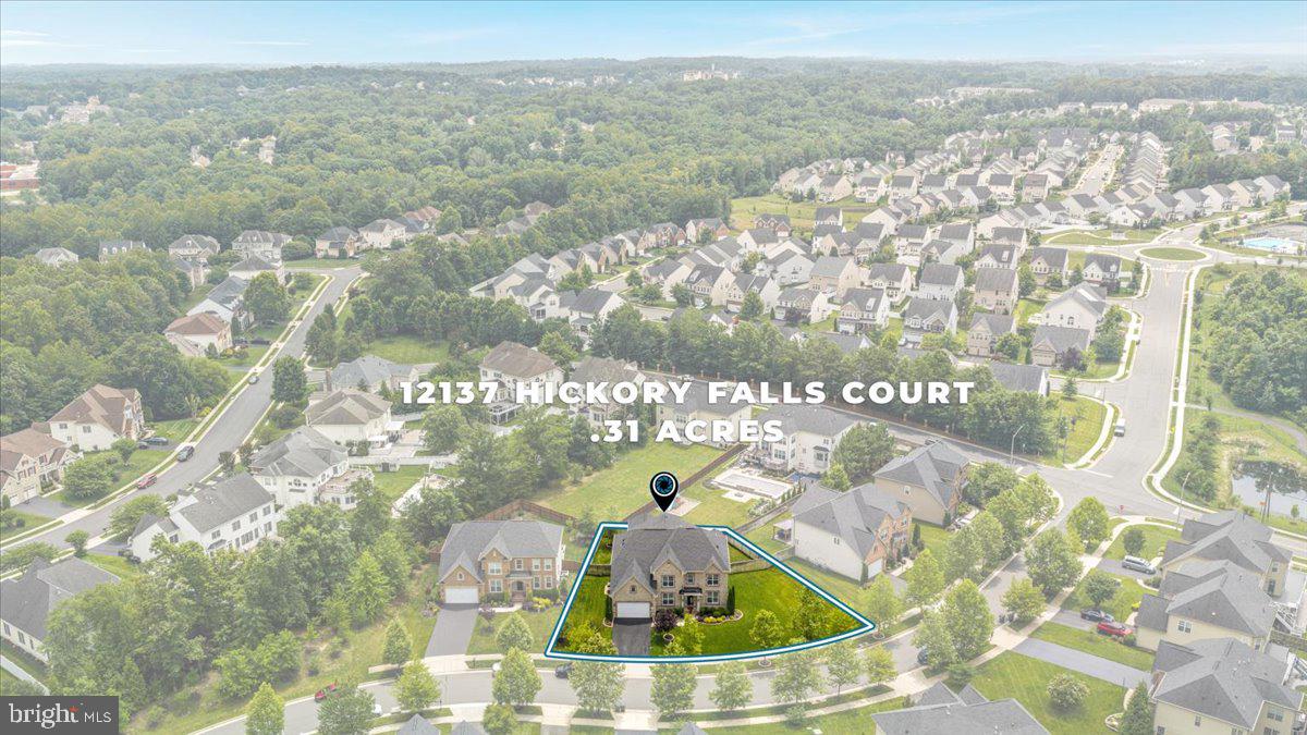 HICKORY FALLS - Residential