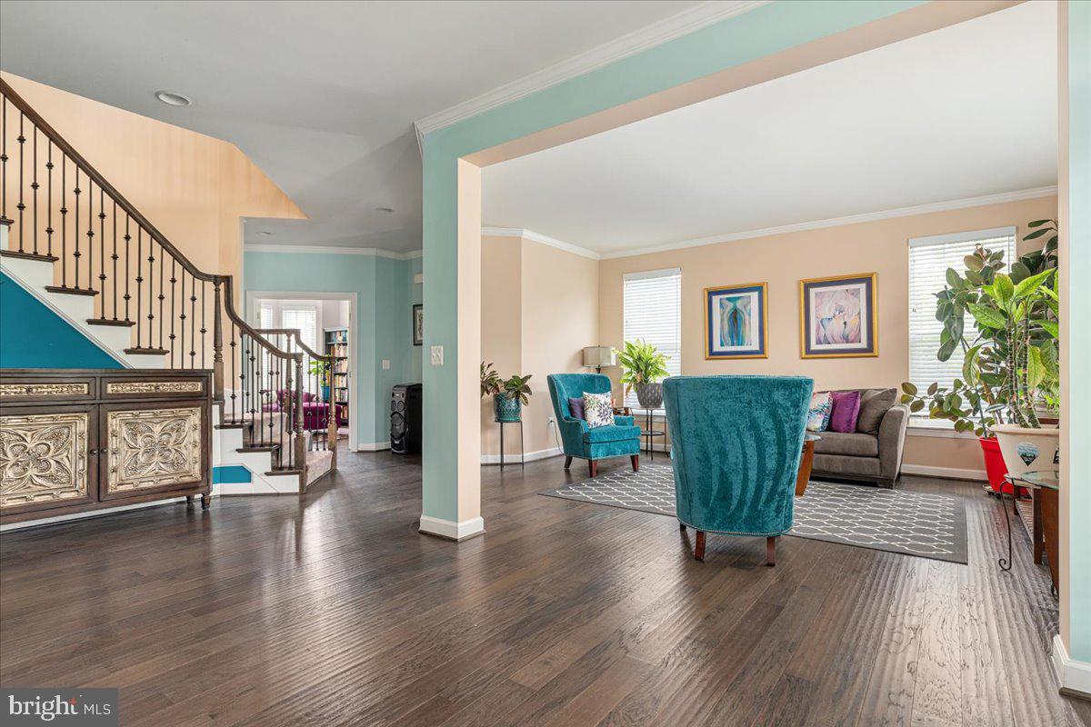 HICKORY FALLS - Residential