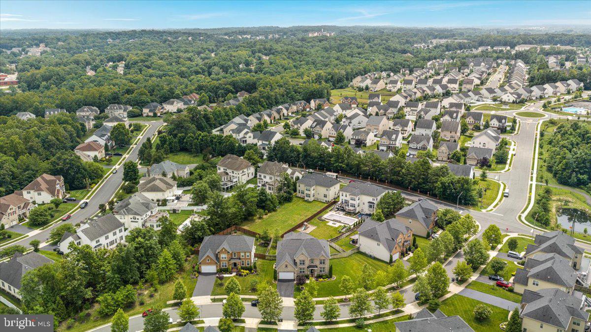 HICKORY FALLS - Residential