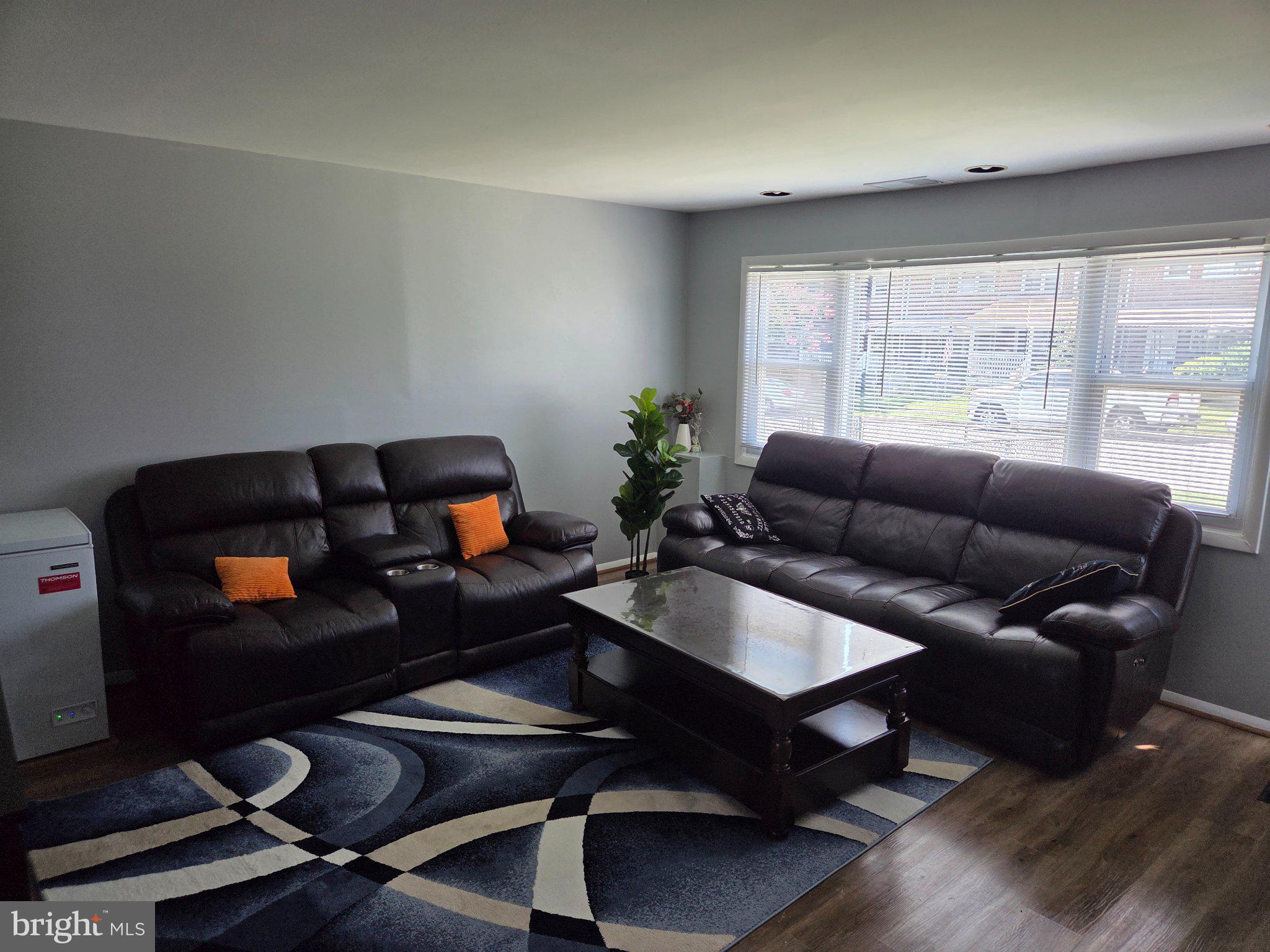 FRIENDSHIP GARDENS - Residential