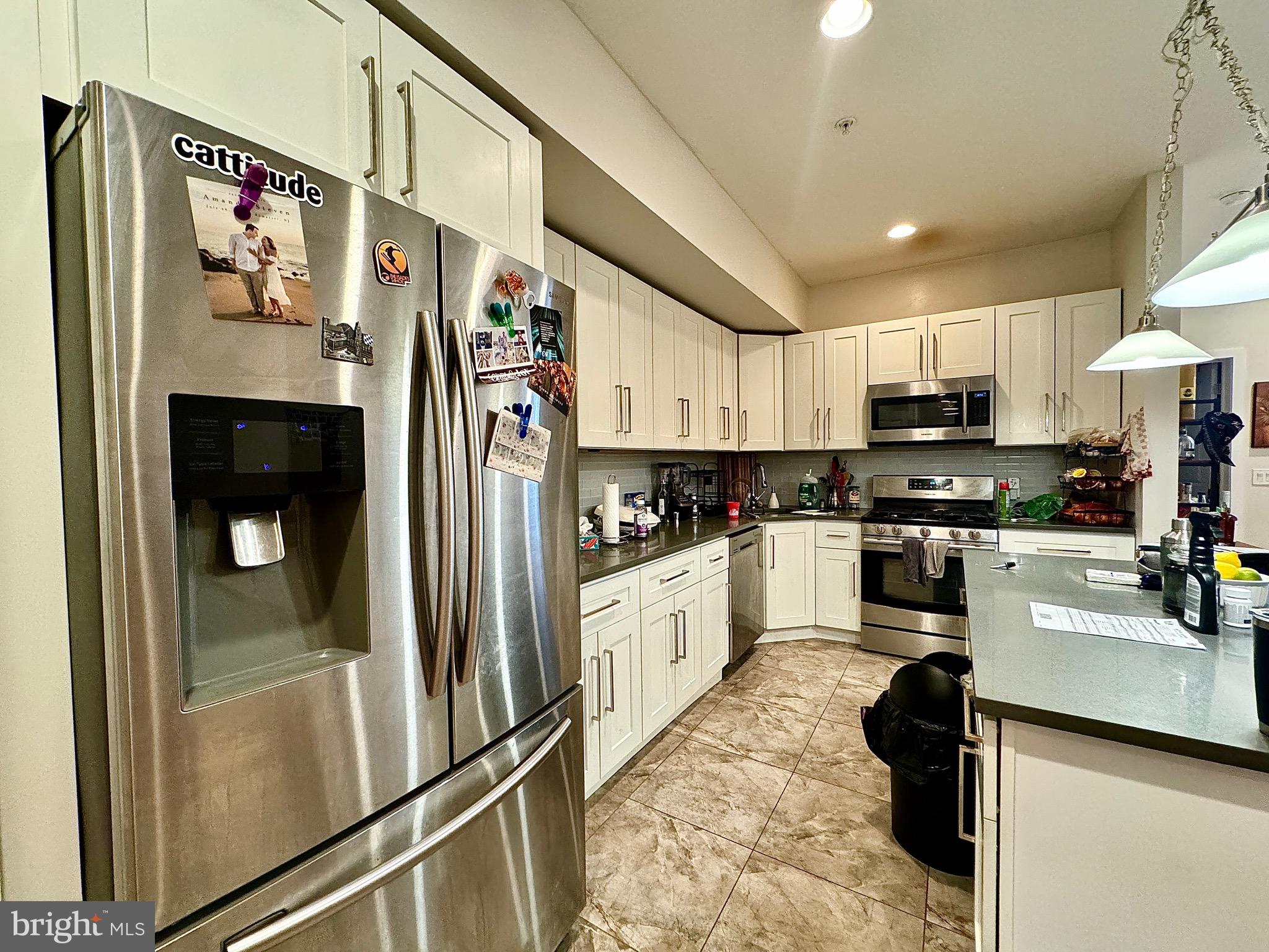 FAIRMOUNT - Commercial Sale