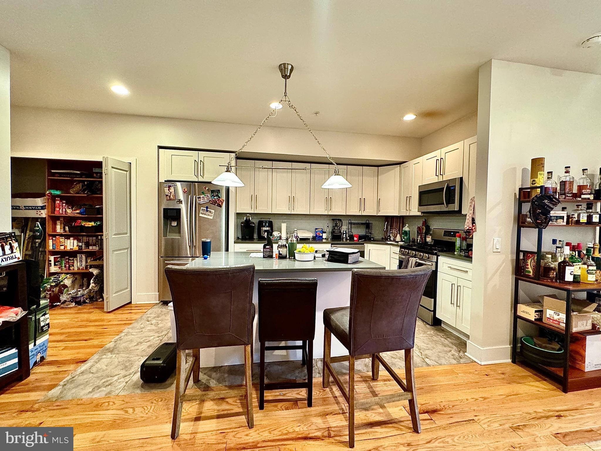 FAIRMOUNT - Commercial Sale