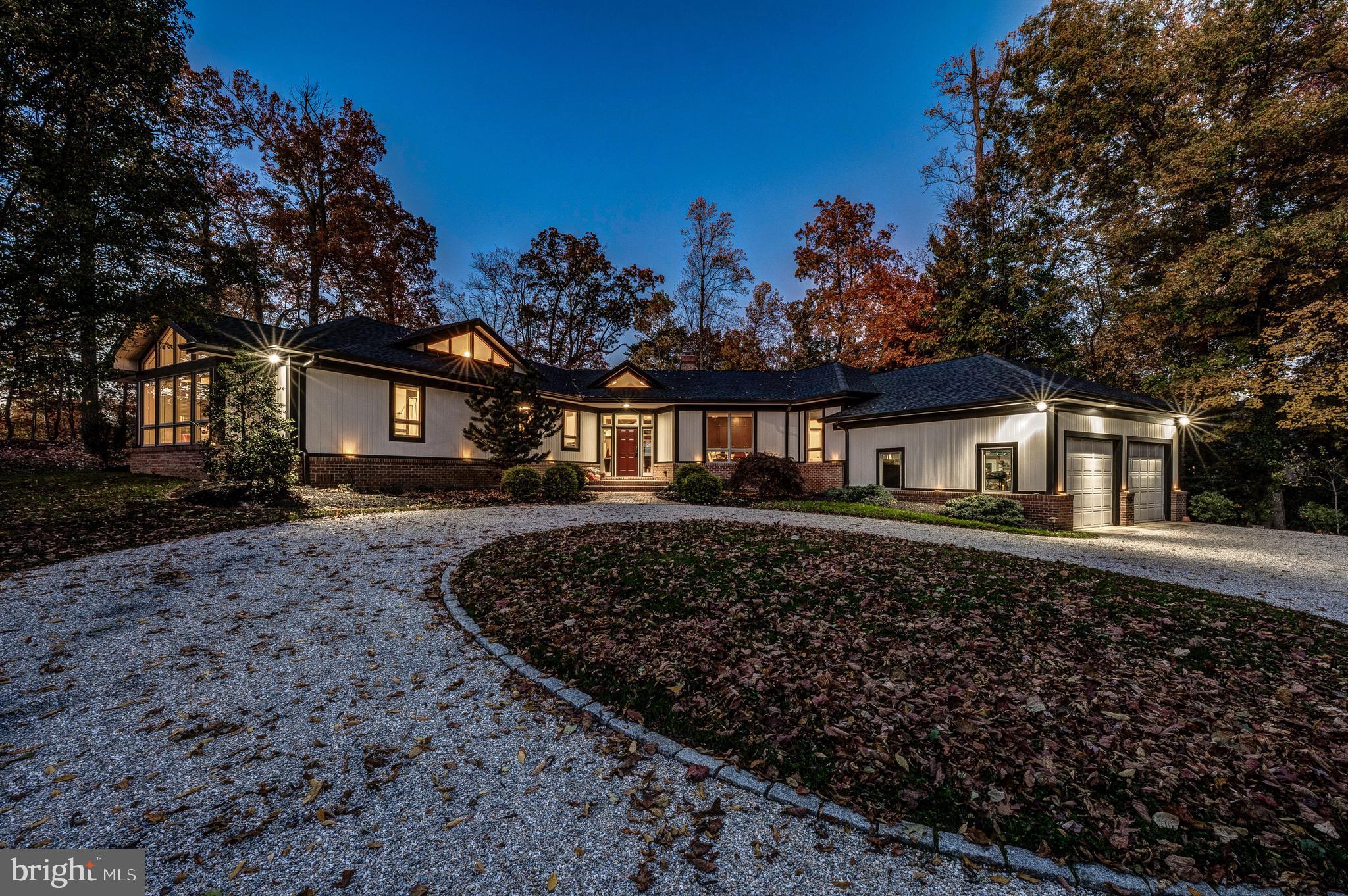 RIVER WATCH - Residential