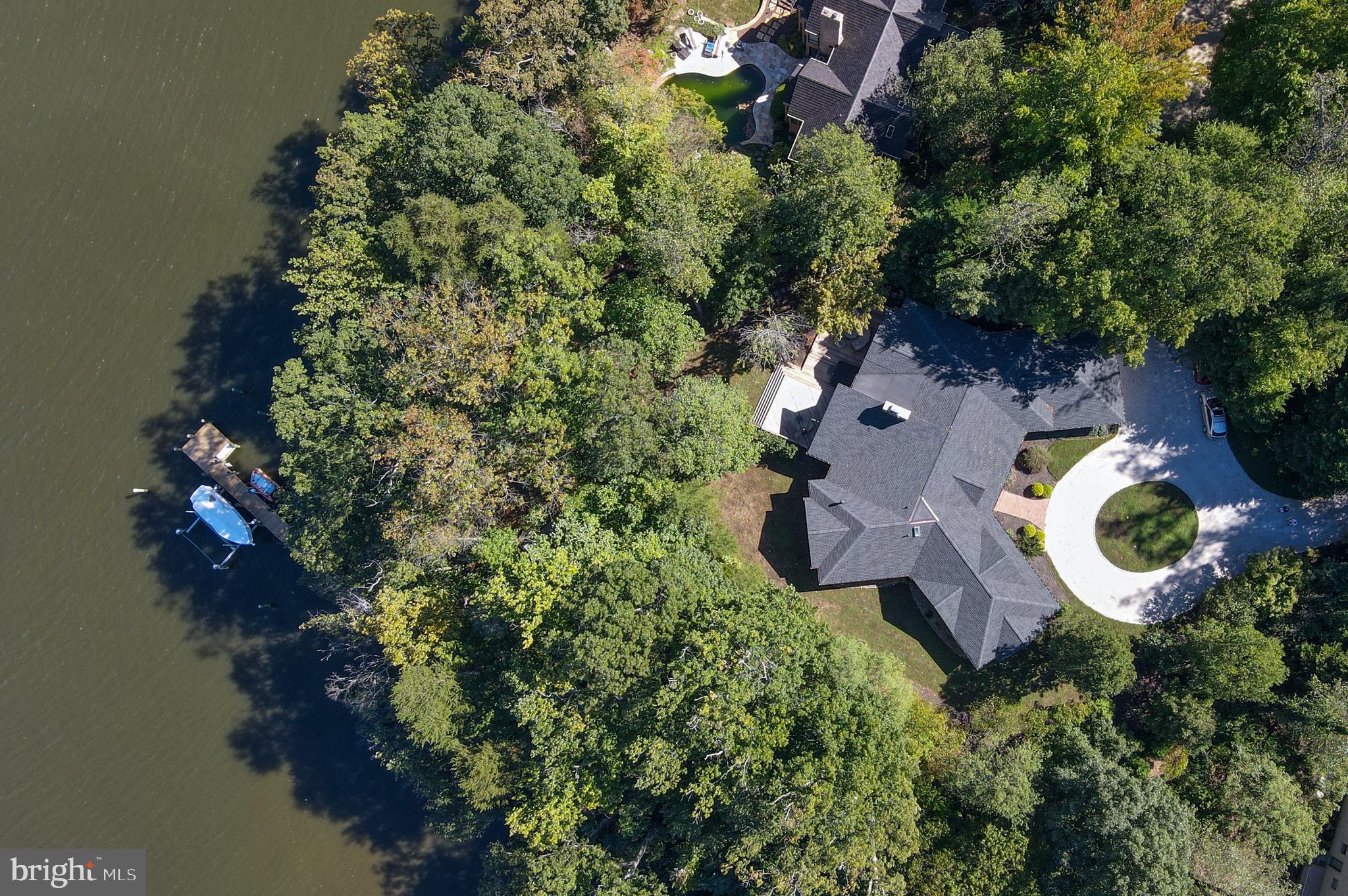 RIVER WATCH - Residential