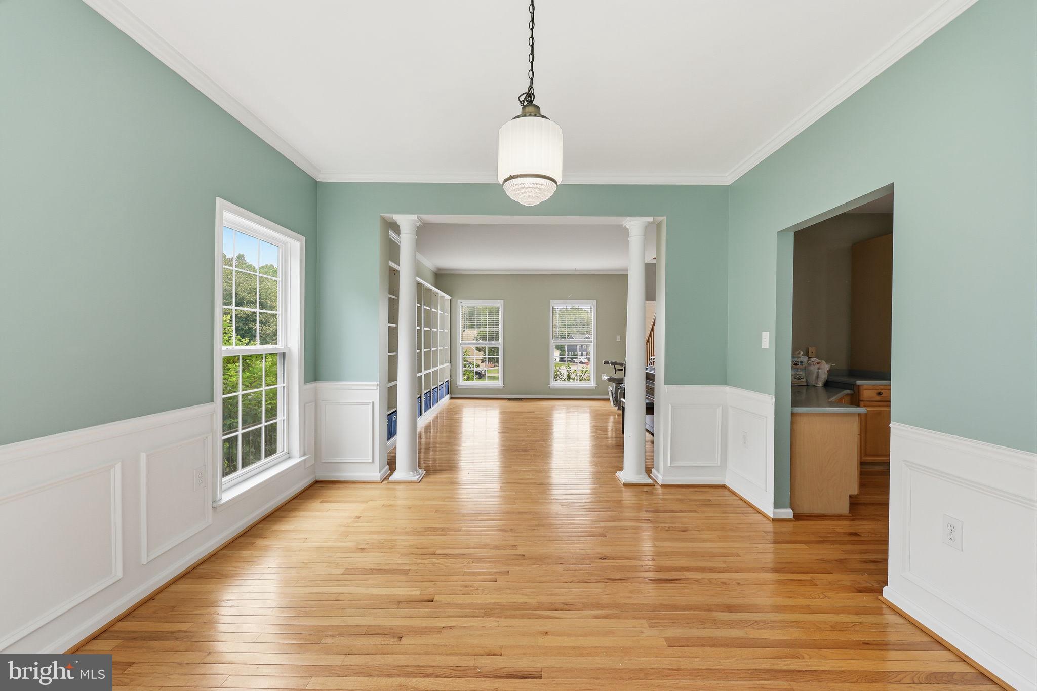 LOCUST HILL - Residential