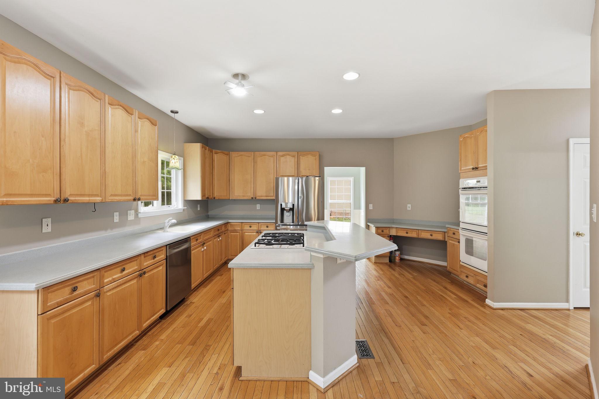 LOCUST HILL - Residential