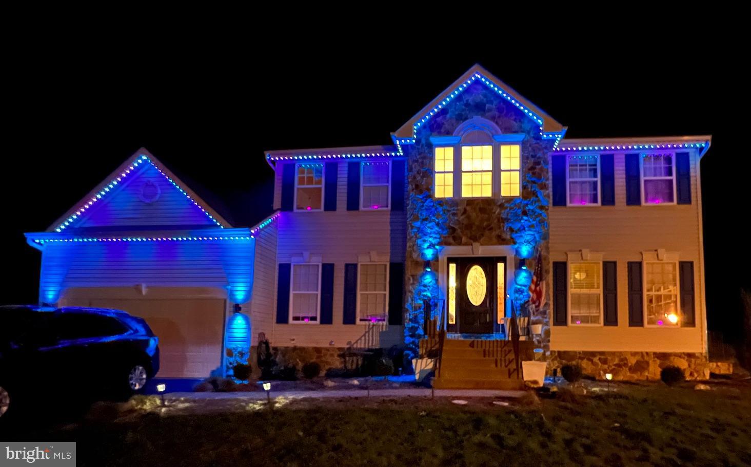 LOCUST HILL - Residential