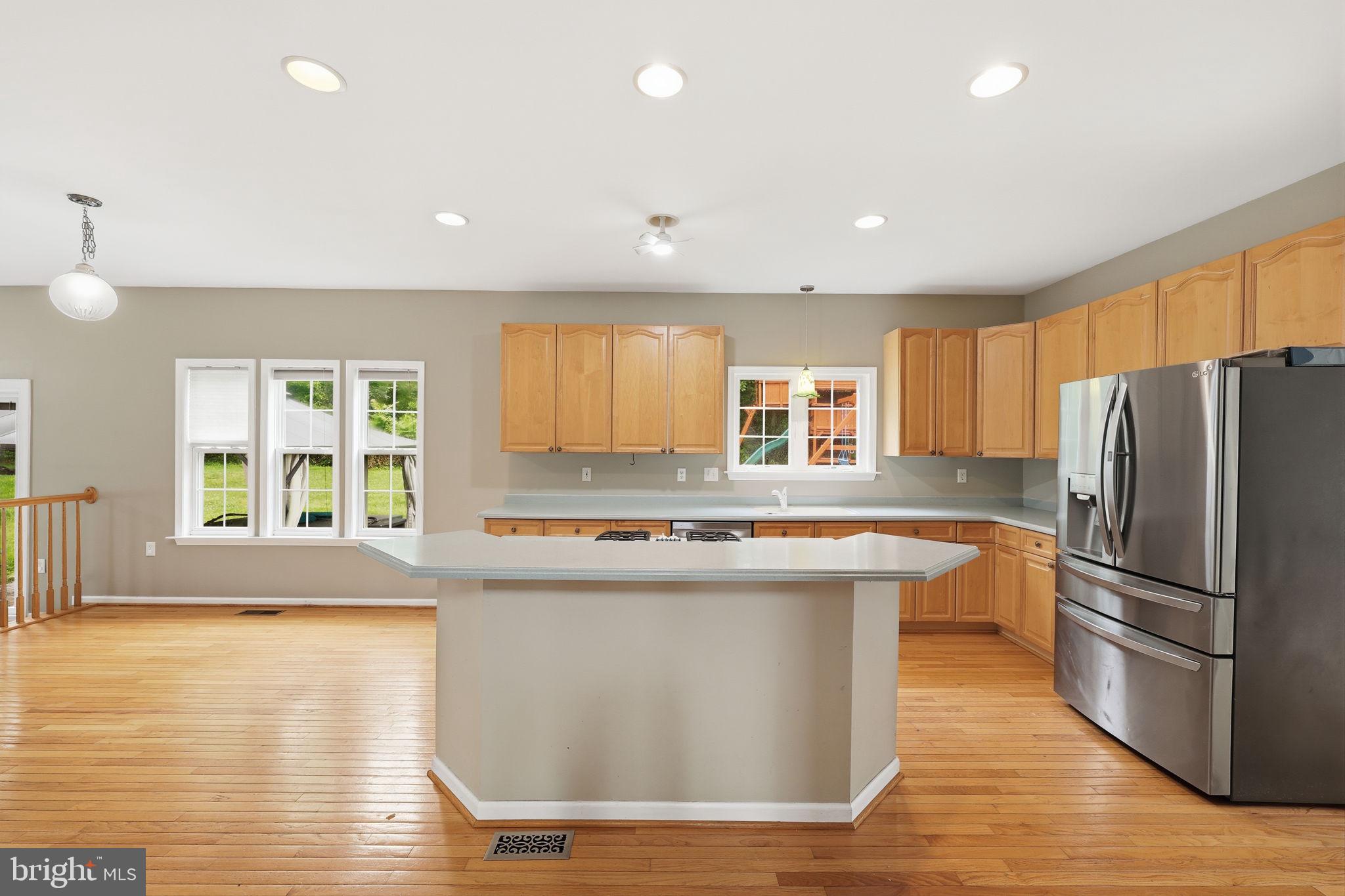 LOCUST HILL - Residential