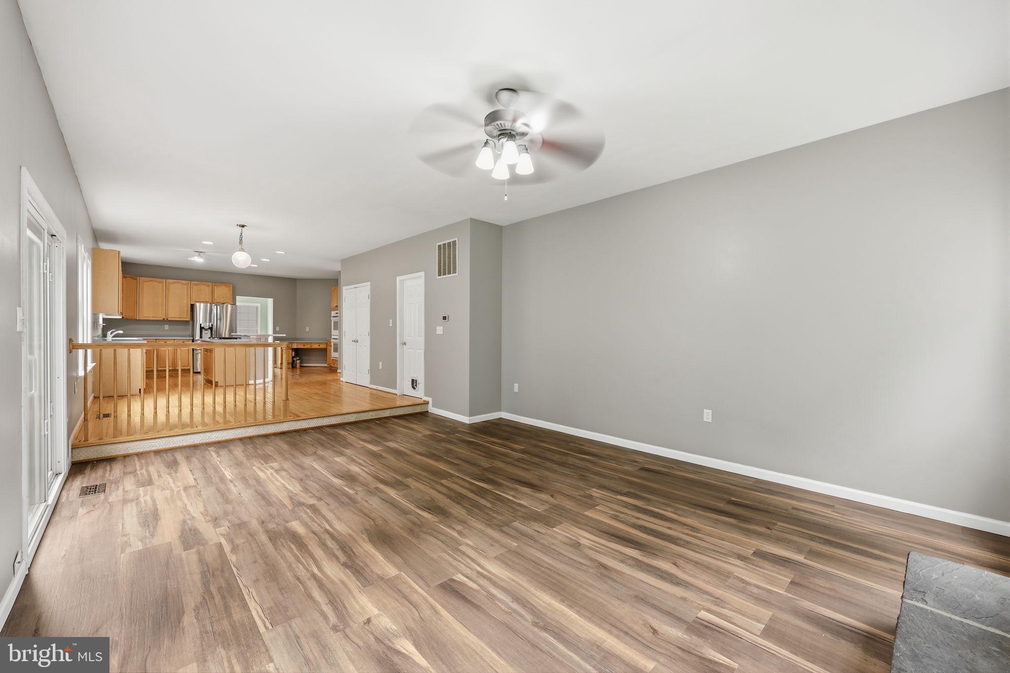 LOCUST HILL - Residential