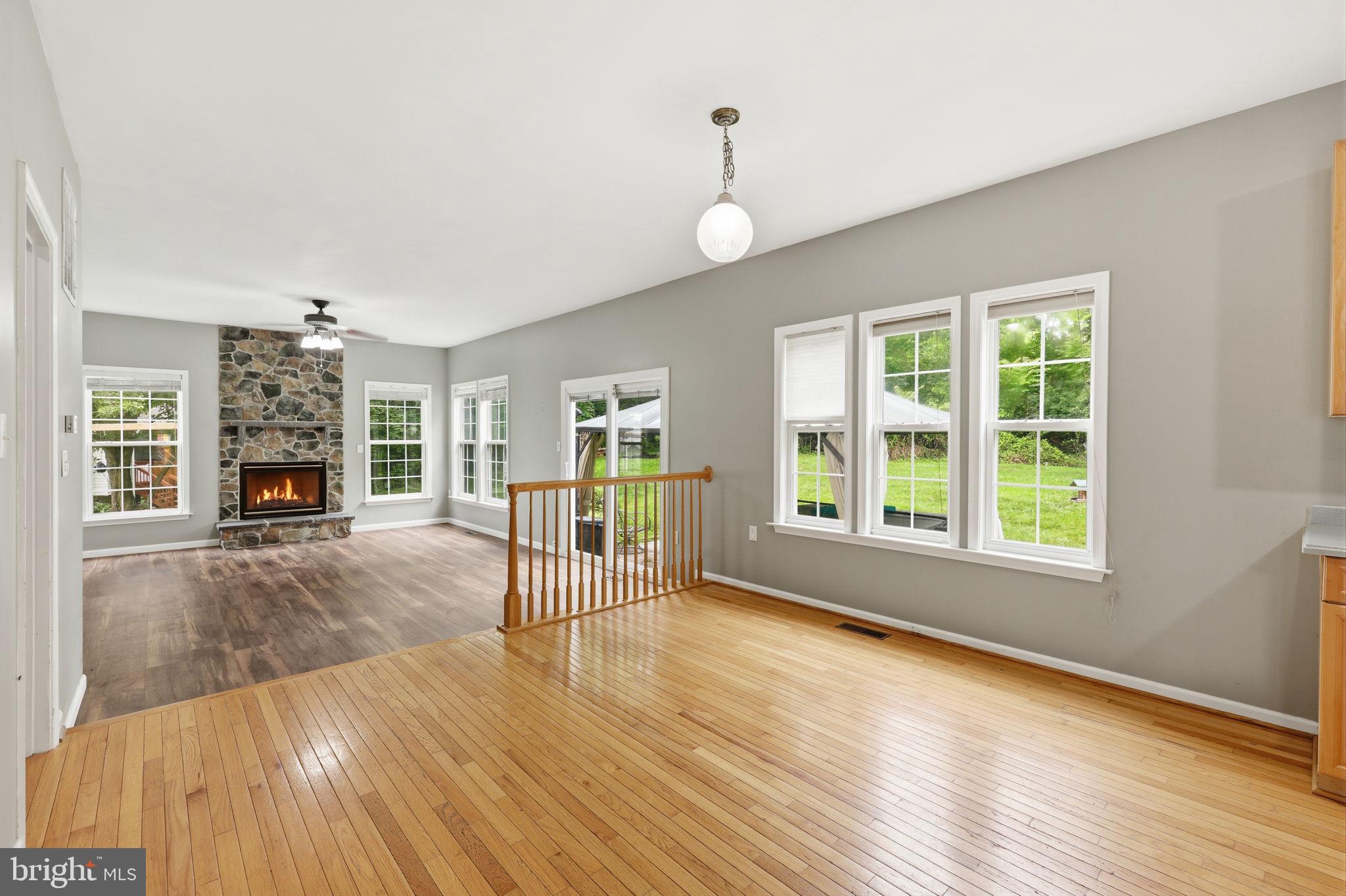 LOCUST HILL - Residential