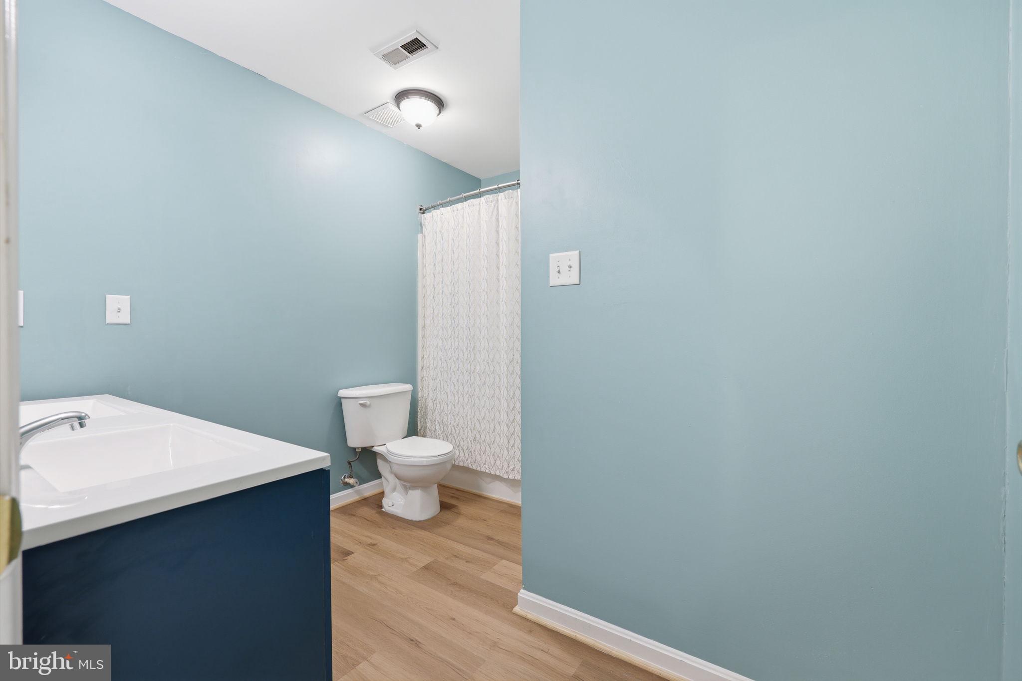 LOCUST HILL - Residential