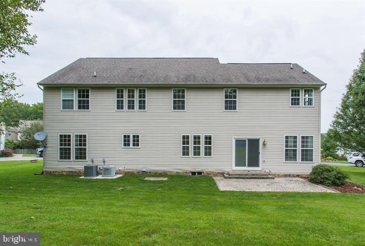 LOCUST HILL - Residential