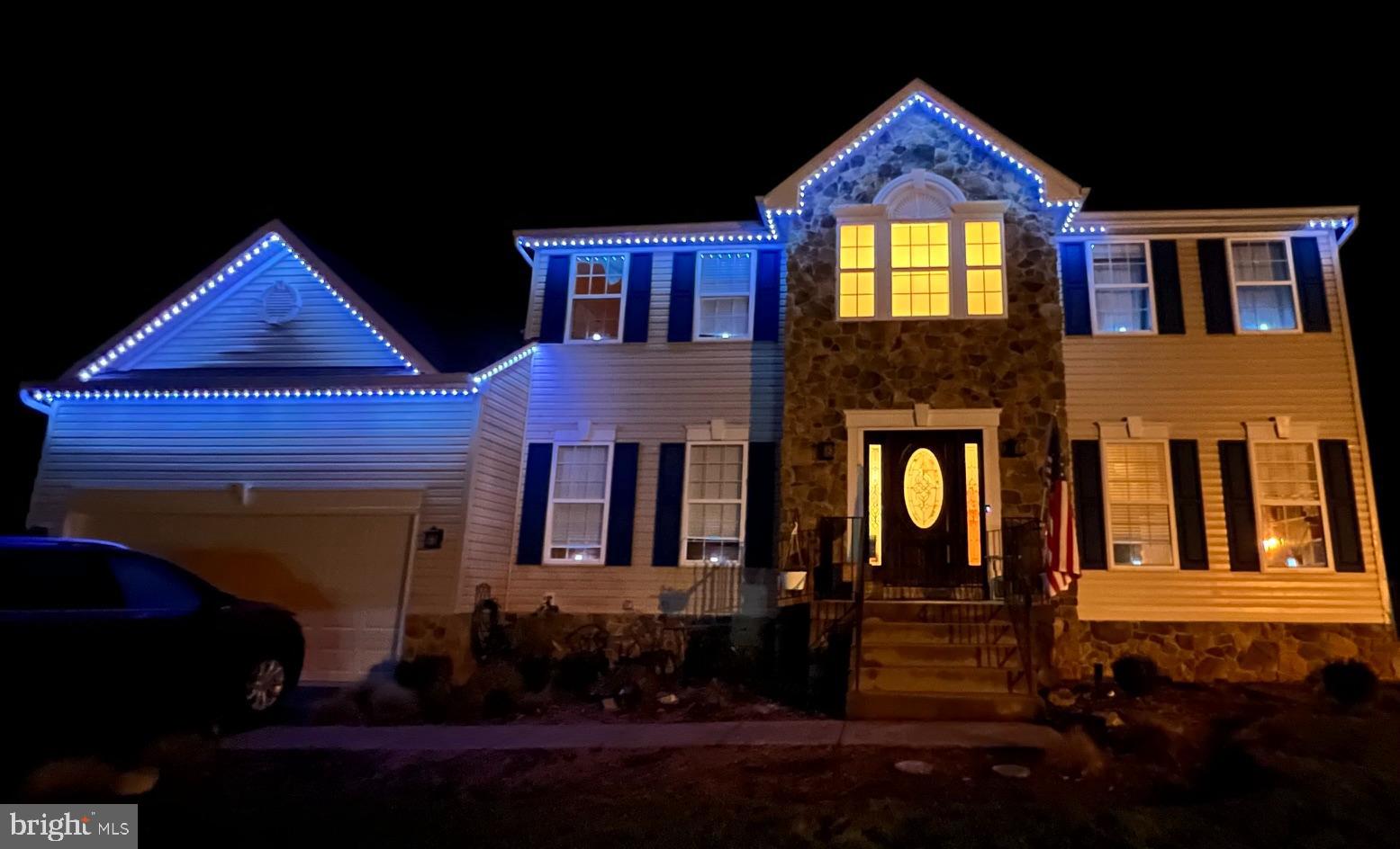 LOCUST HILL - Residential