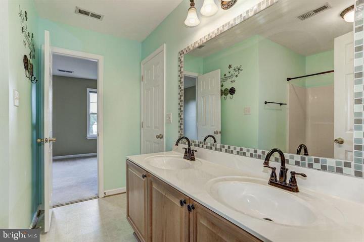 LOCUST HILL - Residential