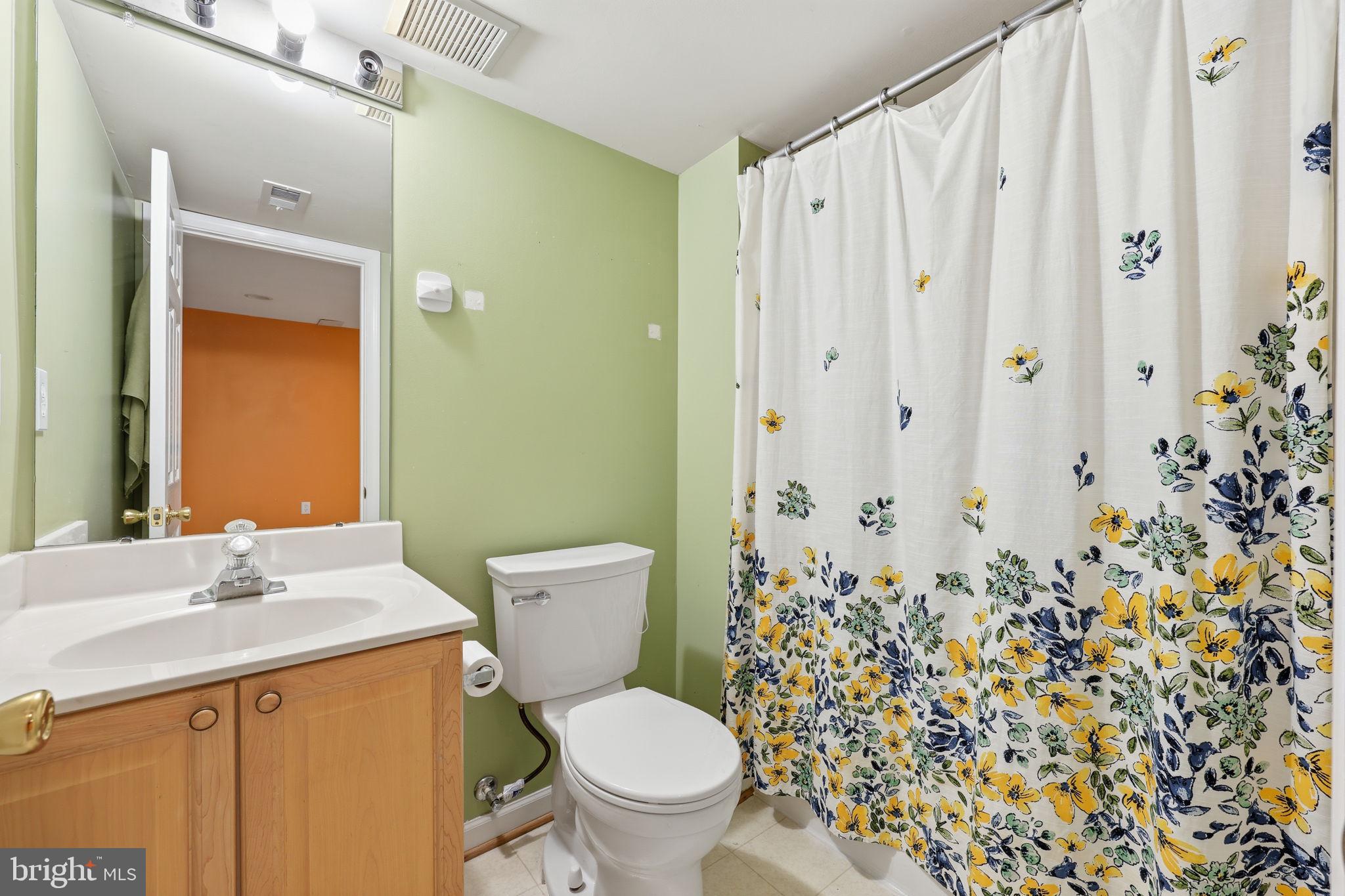 LOCUST HILL - Residential