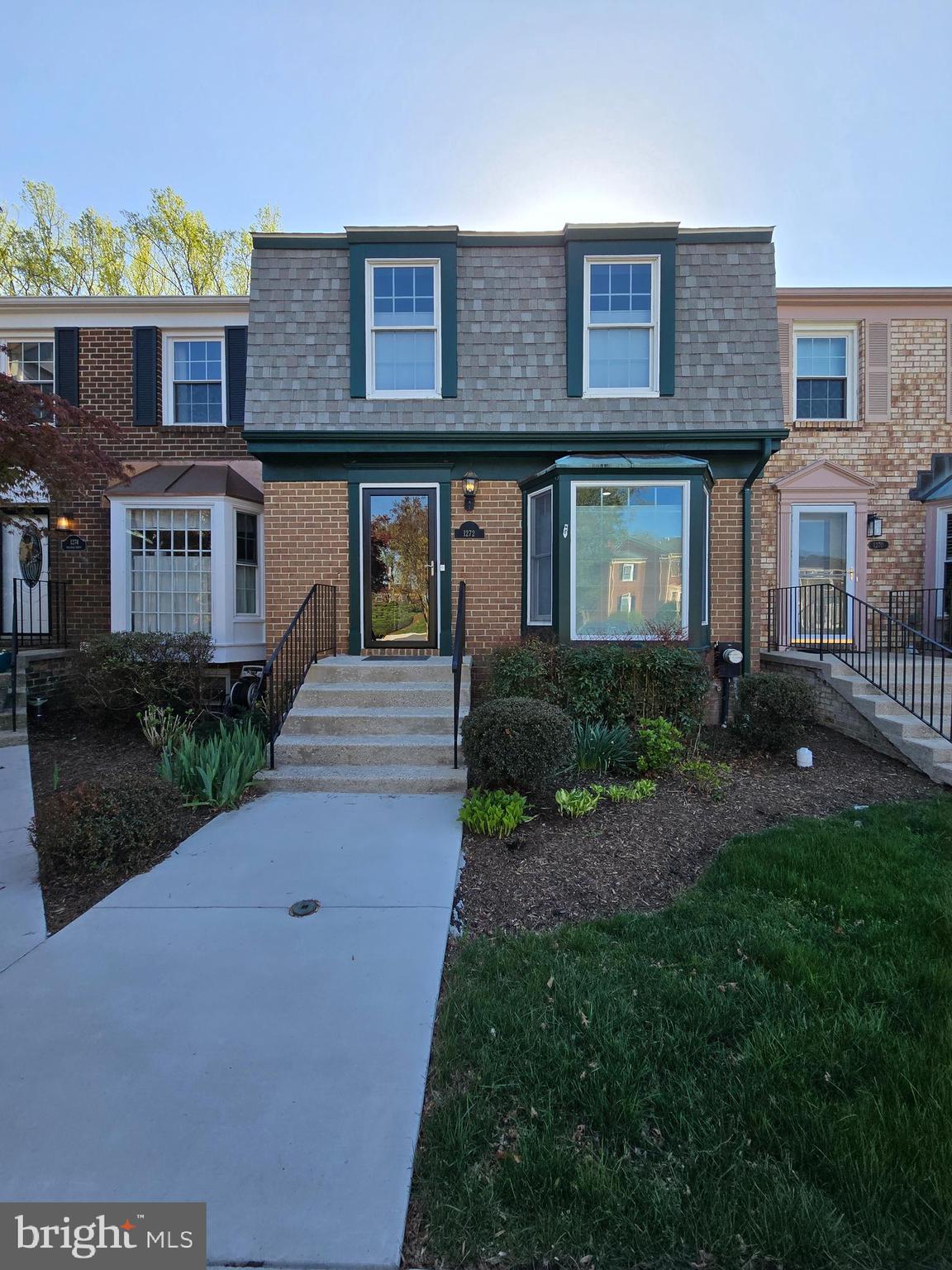 BAY HILLS TANGLEWOOD - Residential