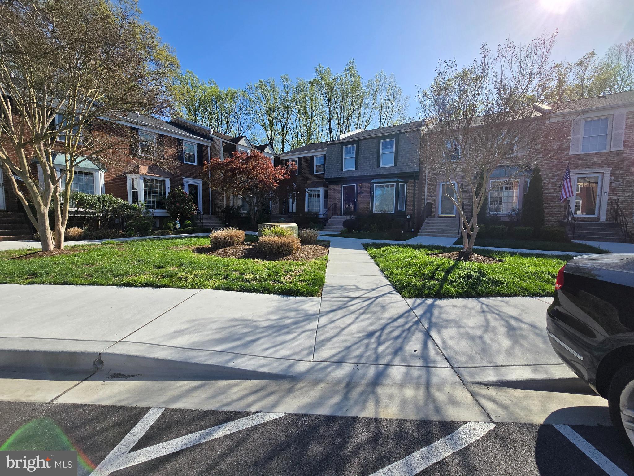 BAY HILLS TANGLEWOOD - Residential