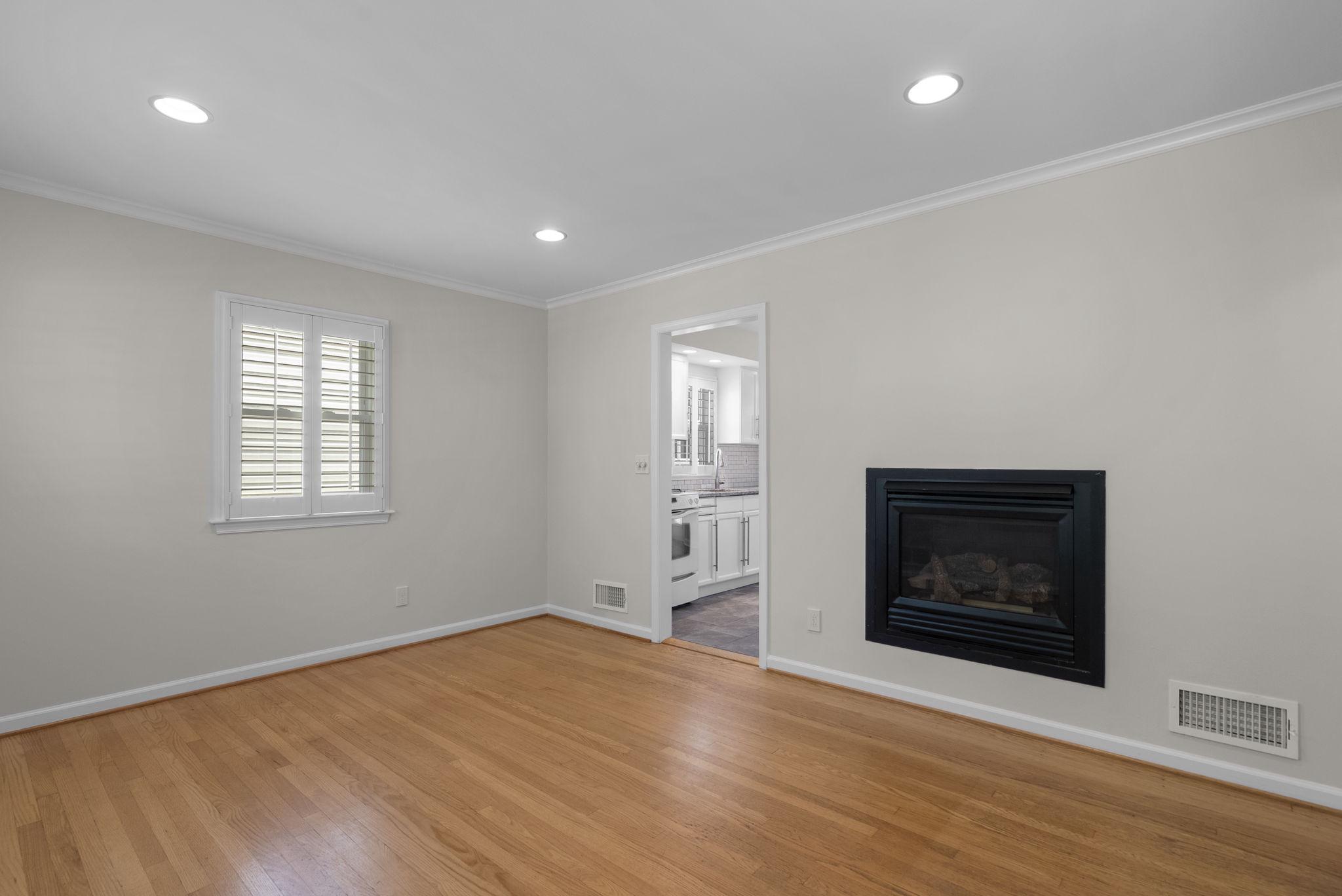 ROCKVILLE - Residential