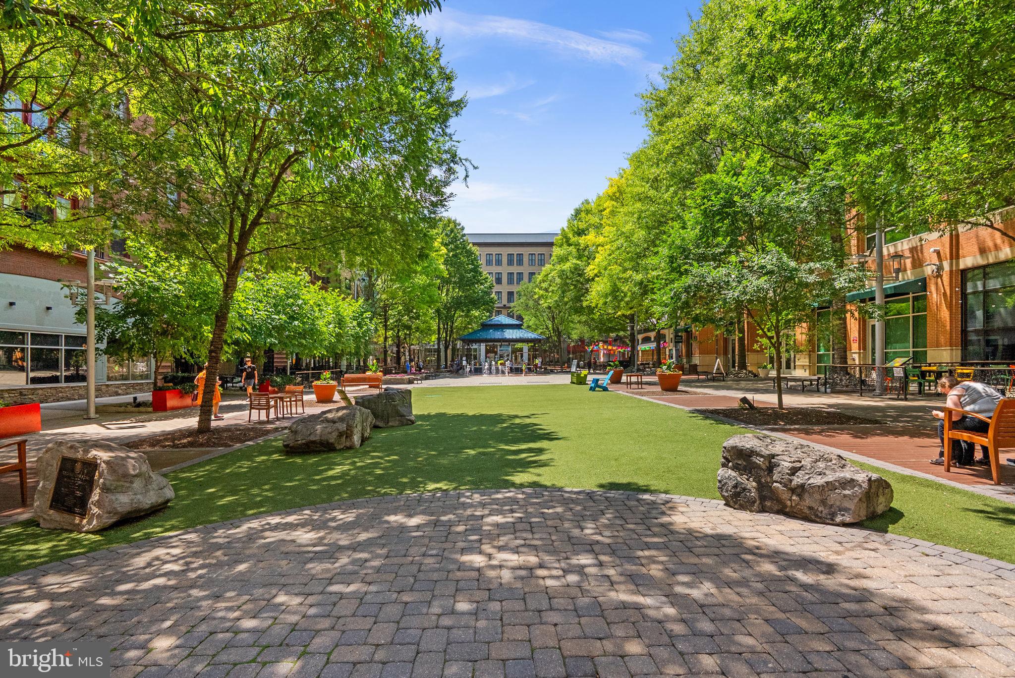ROCKVILLE - Residential