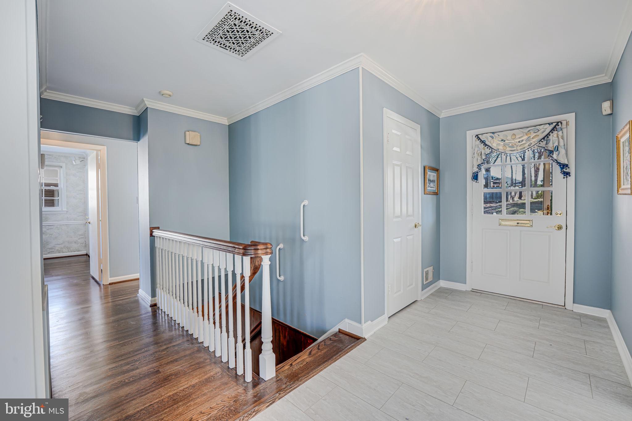 SOMERSET - Residential