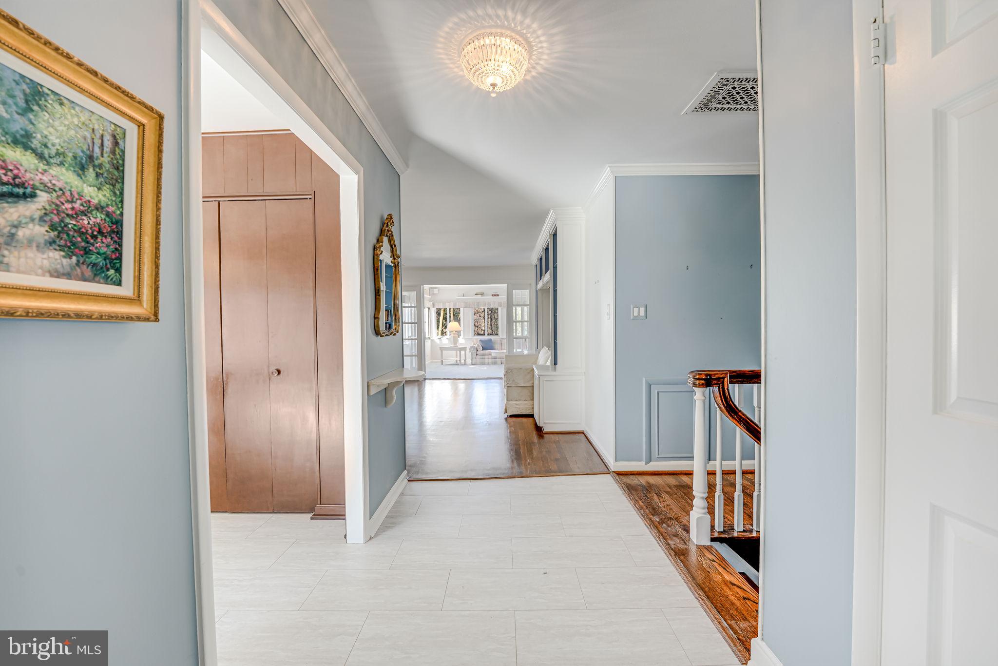 SOMERSET - Residential