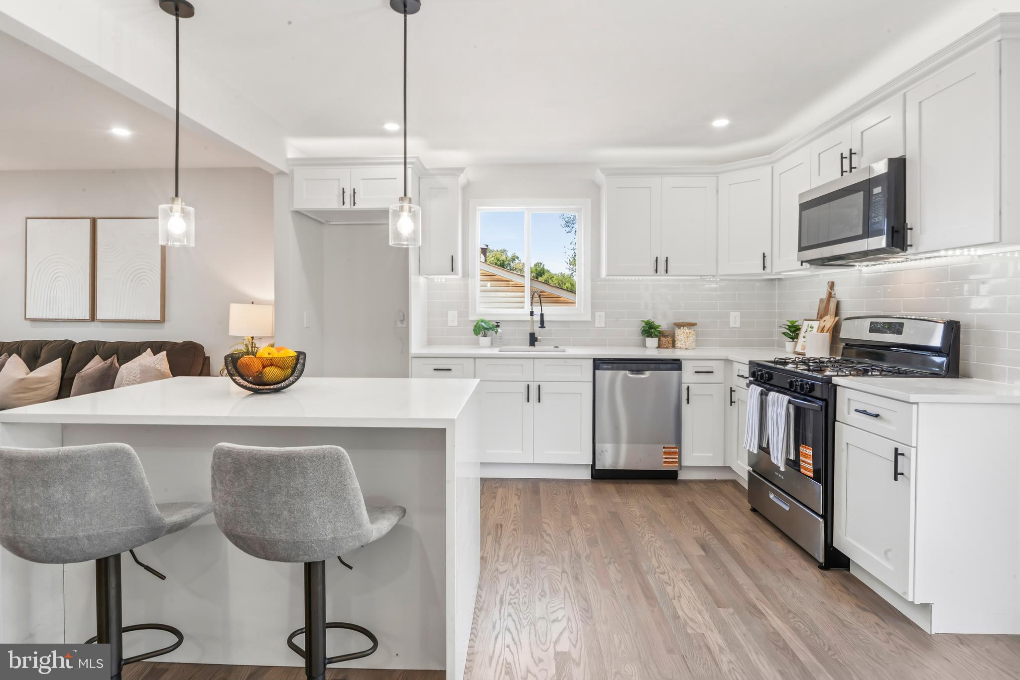 PEPPER MILL VILLAGE - Residential