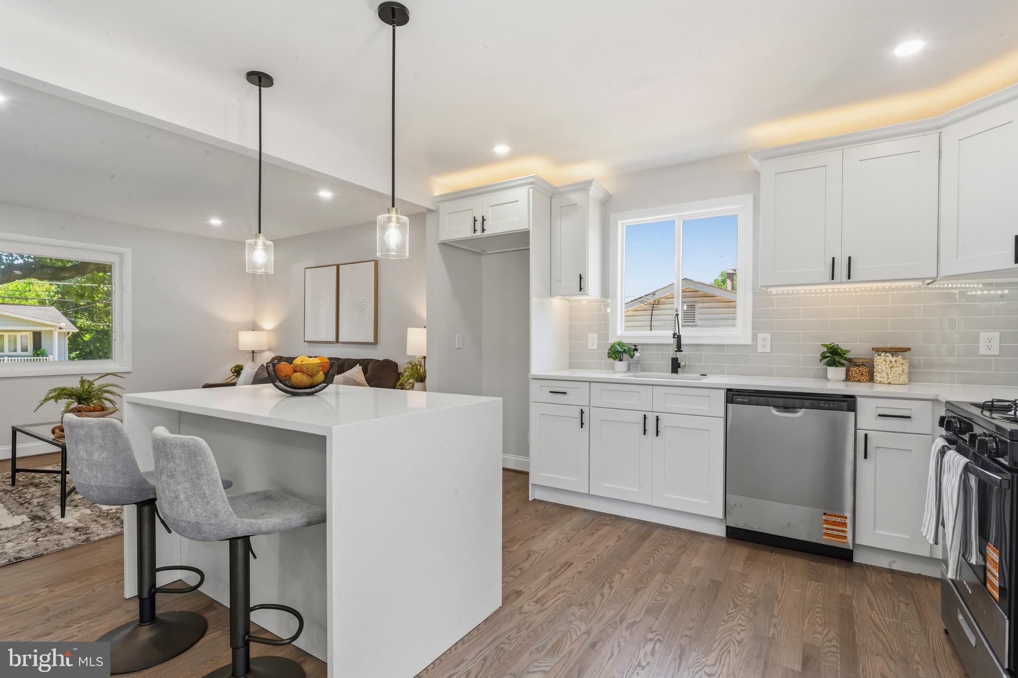 PEPPER MILL VILLAGE - Residential