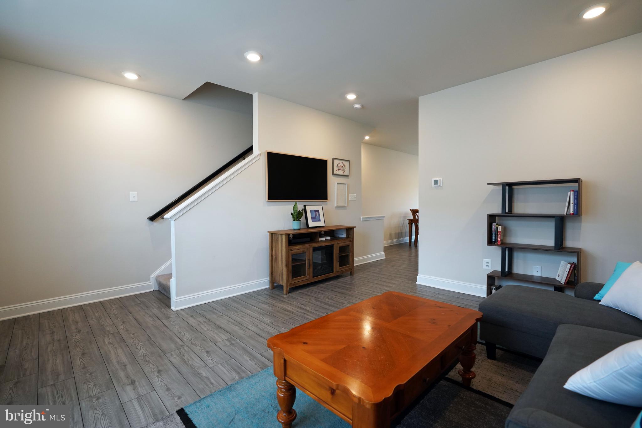 PLANTATION LAKES - Residential