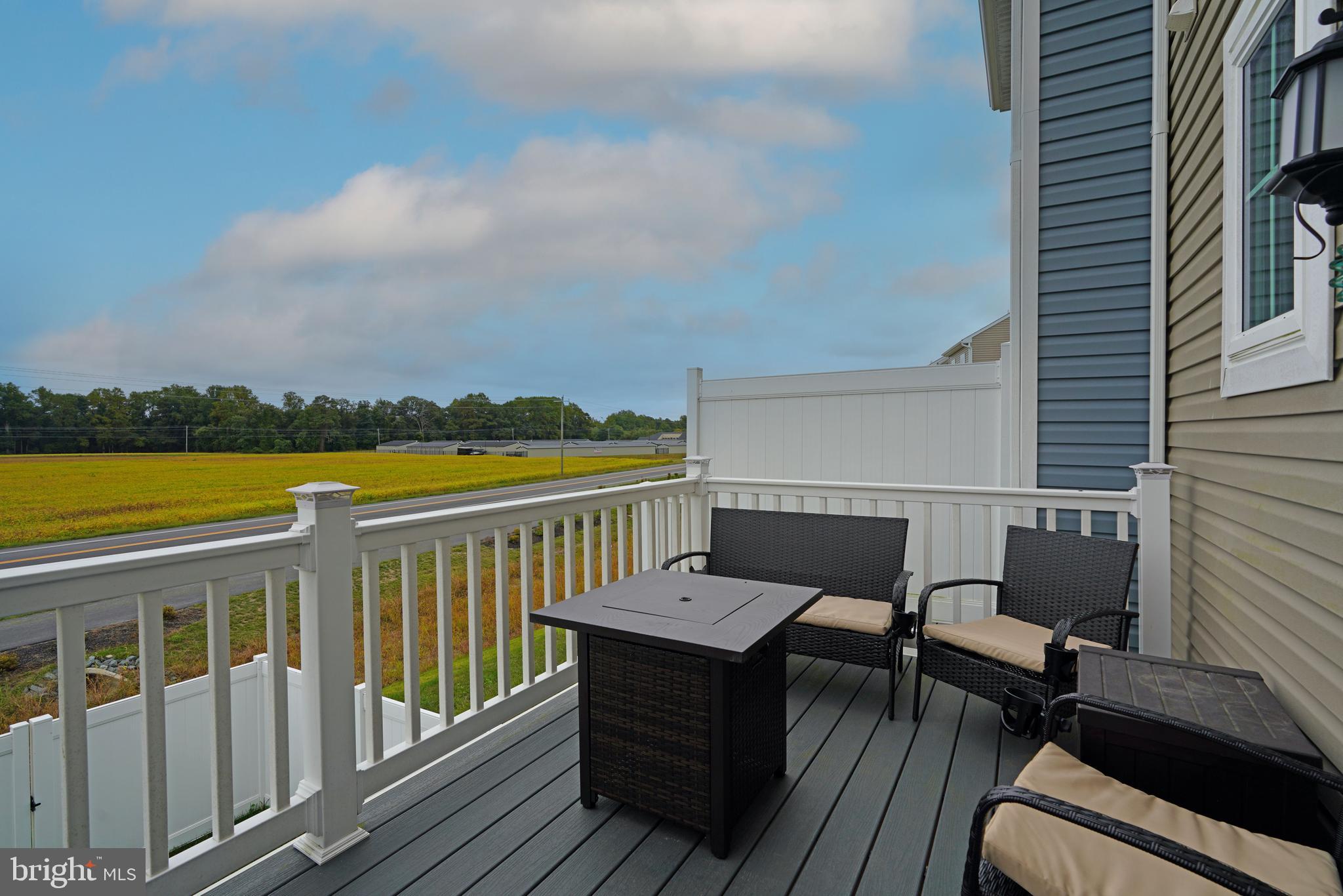 PLANTATION LAKES - Residential