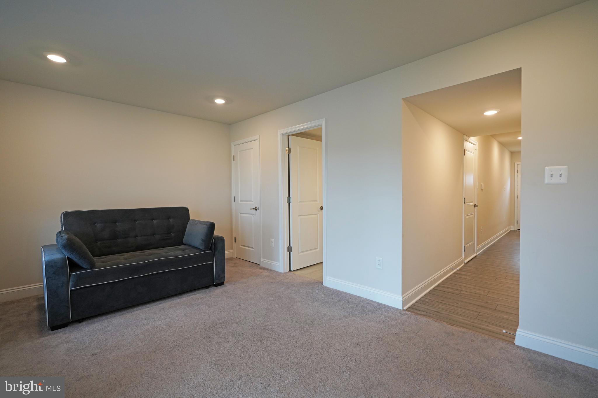 PLANTATION LAKES - Residential
