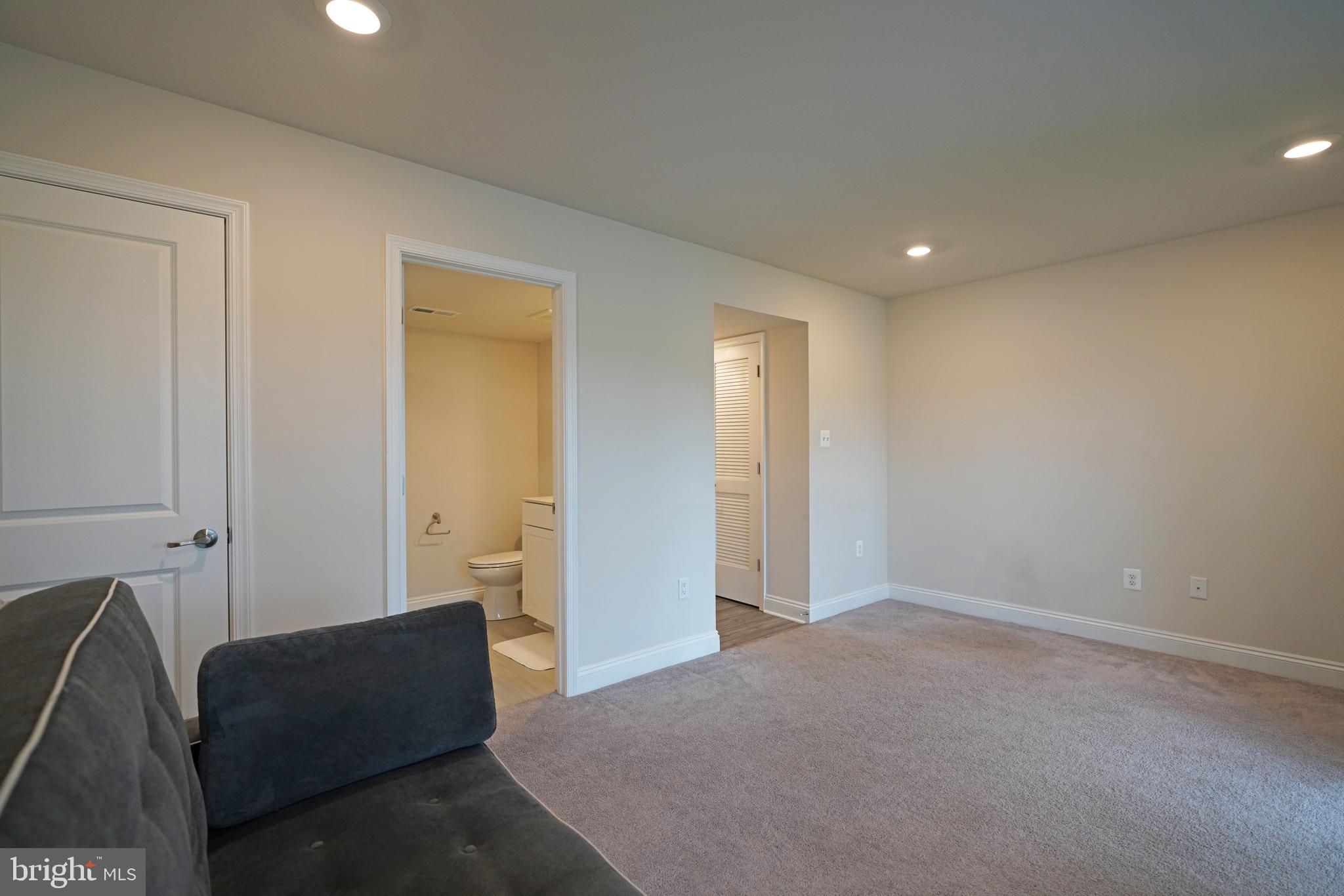 PLANTATION LAKES - Residential