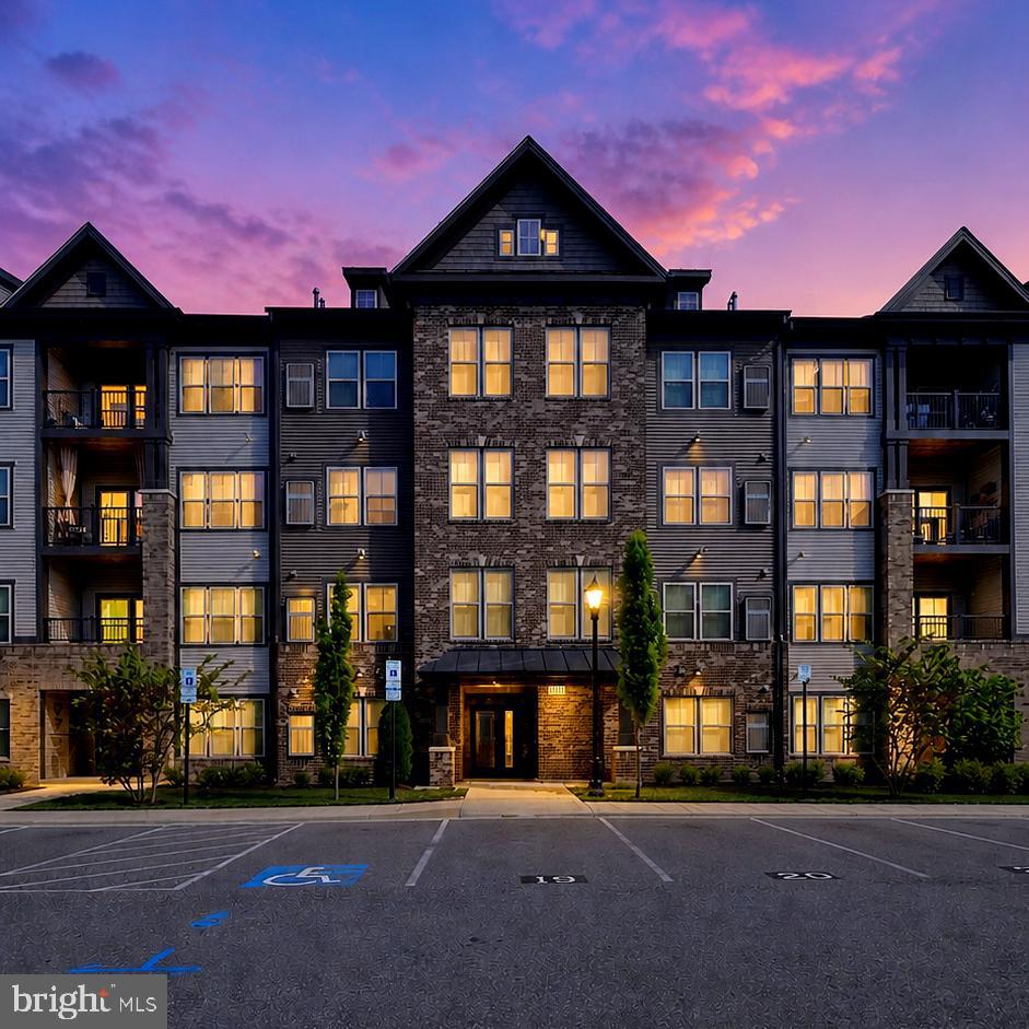 PADDOCK POINTE - Residential