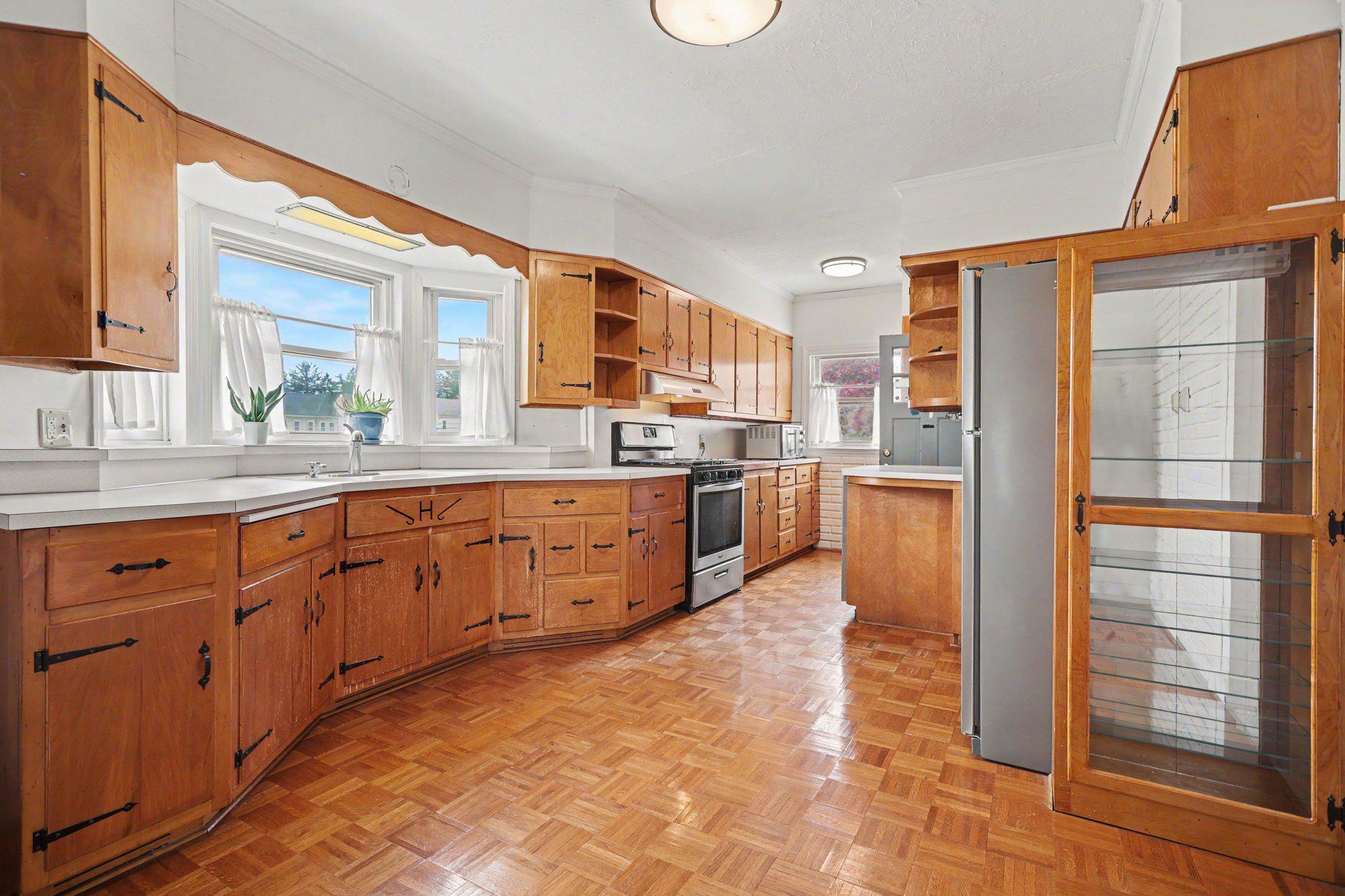 LITTLESTWN BOROUGH - Residential