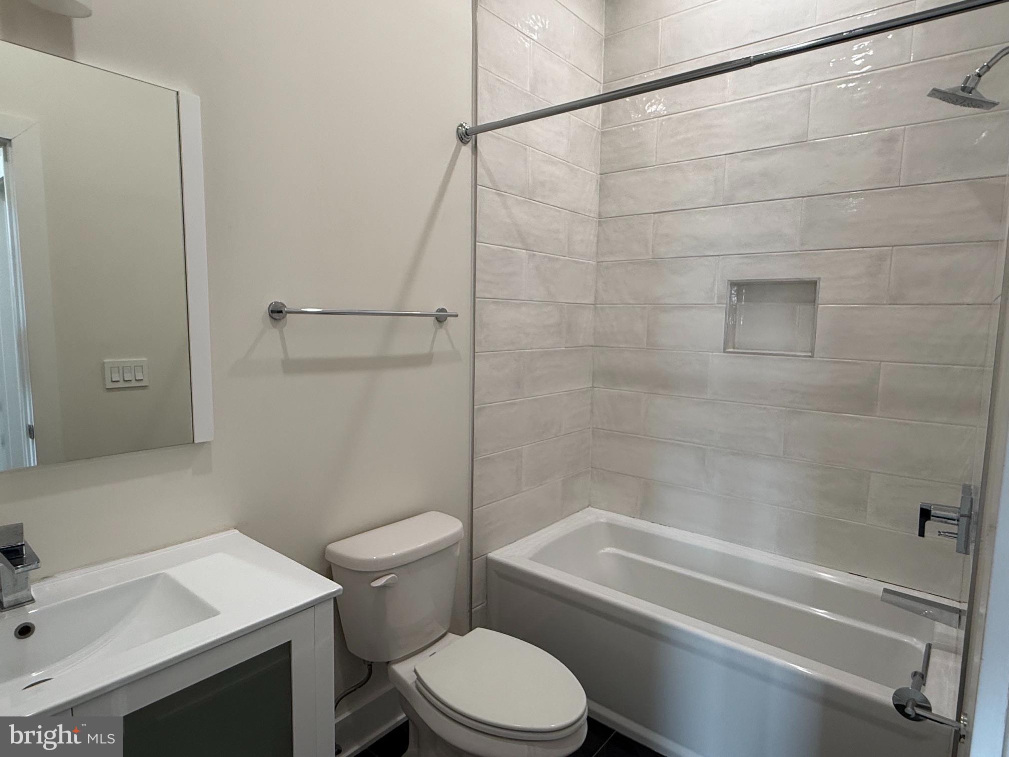 WEST KENSINGTON - Residential