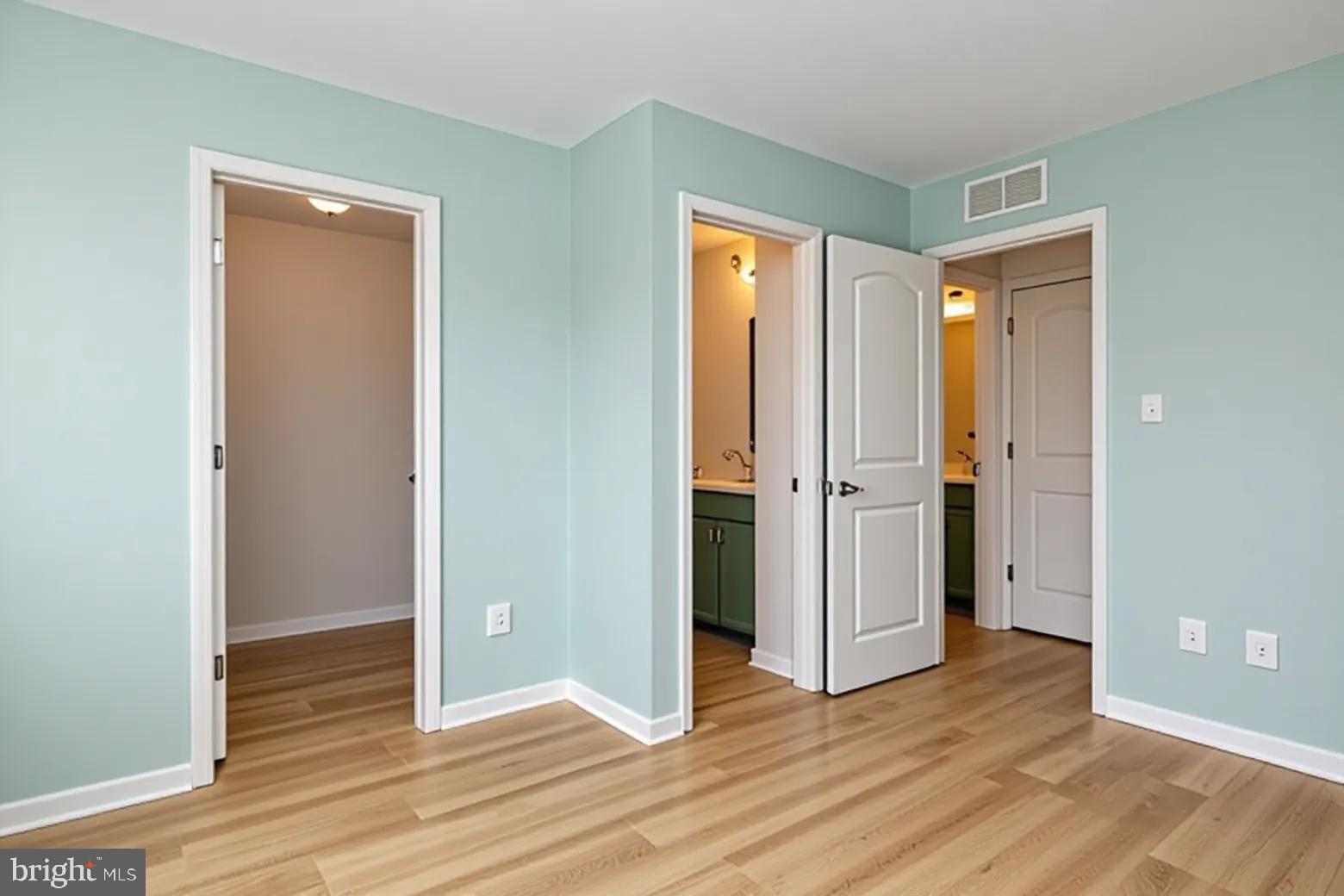 HYETTS CROSSING - Residential