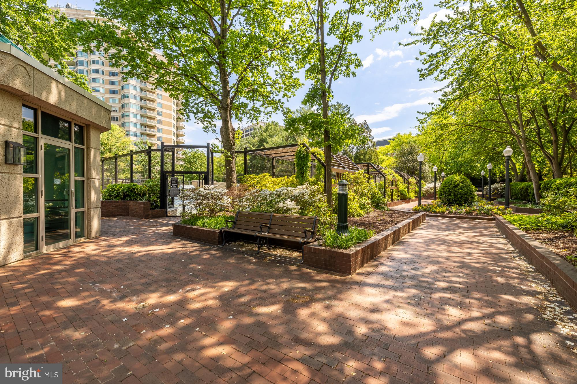 SOMERSET HOUSE CONDOS - Residential