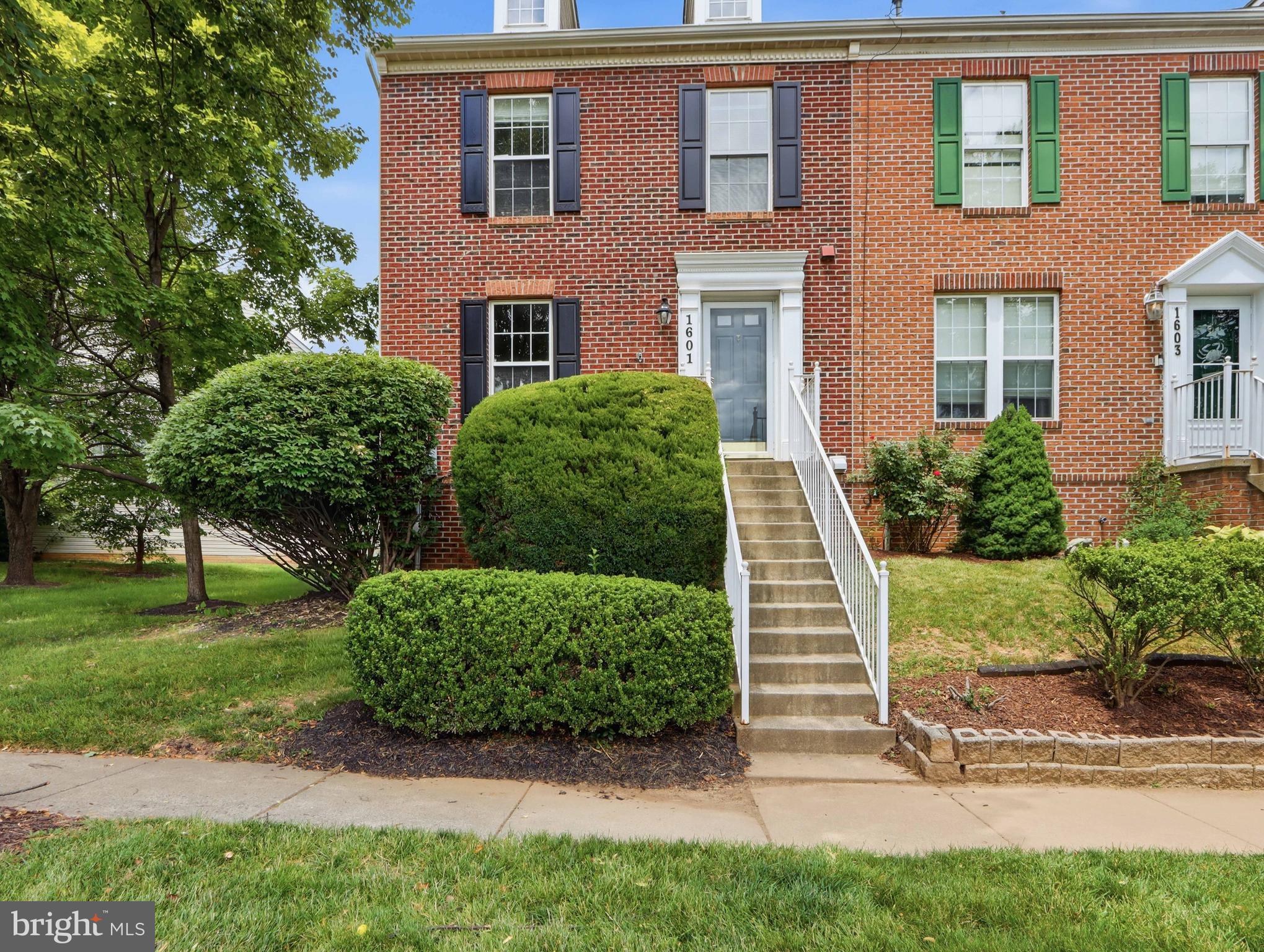 Beautiful corner-end unit townhome offering extra space, natural light, and incredible flexibility! This move-in-ready home features a brand-new HVAC system, a fully fenced yard perfect for pets or entertaining, and a spacious, open layout designed for comfortable living. The updated kitchen shines with newer stainless steel appliances, granite countertops, and a stunning designer backsplash that flows seamlessly into the huge, light-filled, and freshly painted family room with a desirable bump-out. The beautifully finished basement offers built-ins, a cozy gas fireplace, a half bath, and an additional finished room ideal for a home office, guest suite, or potential 4th bedroom. With generous living space, stylish updates, and a fantastic end-unit location, this home truly checks all the boxes. Schedule your appointment today! Motivated seller!!!