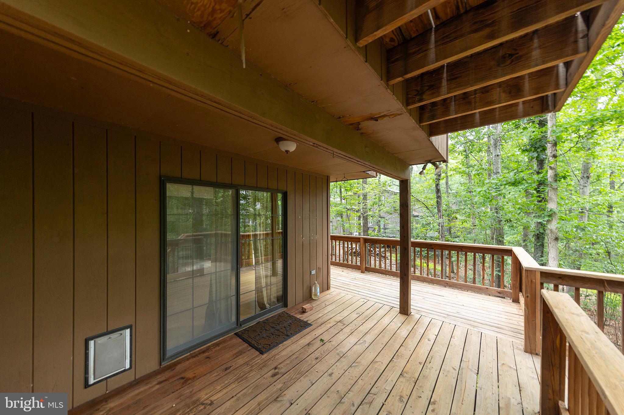 LAKE HOLIDAY ESTATES - Residential