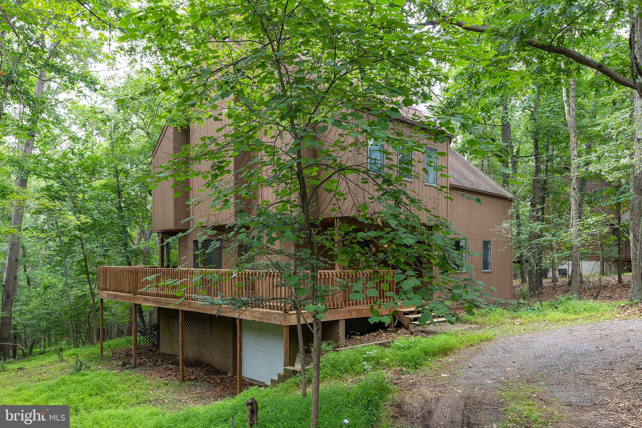 LAKE HOLIDAY ESTATES - Residential