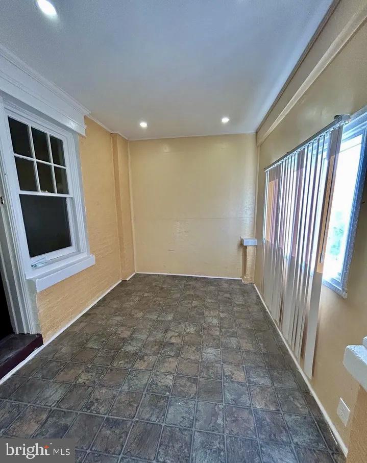 PHILADELPHIA (SOUTHWEST) - Residential