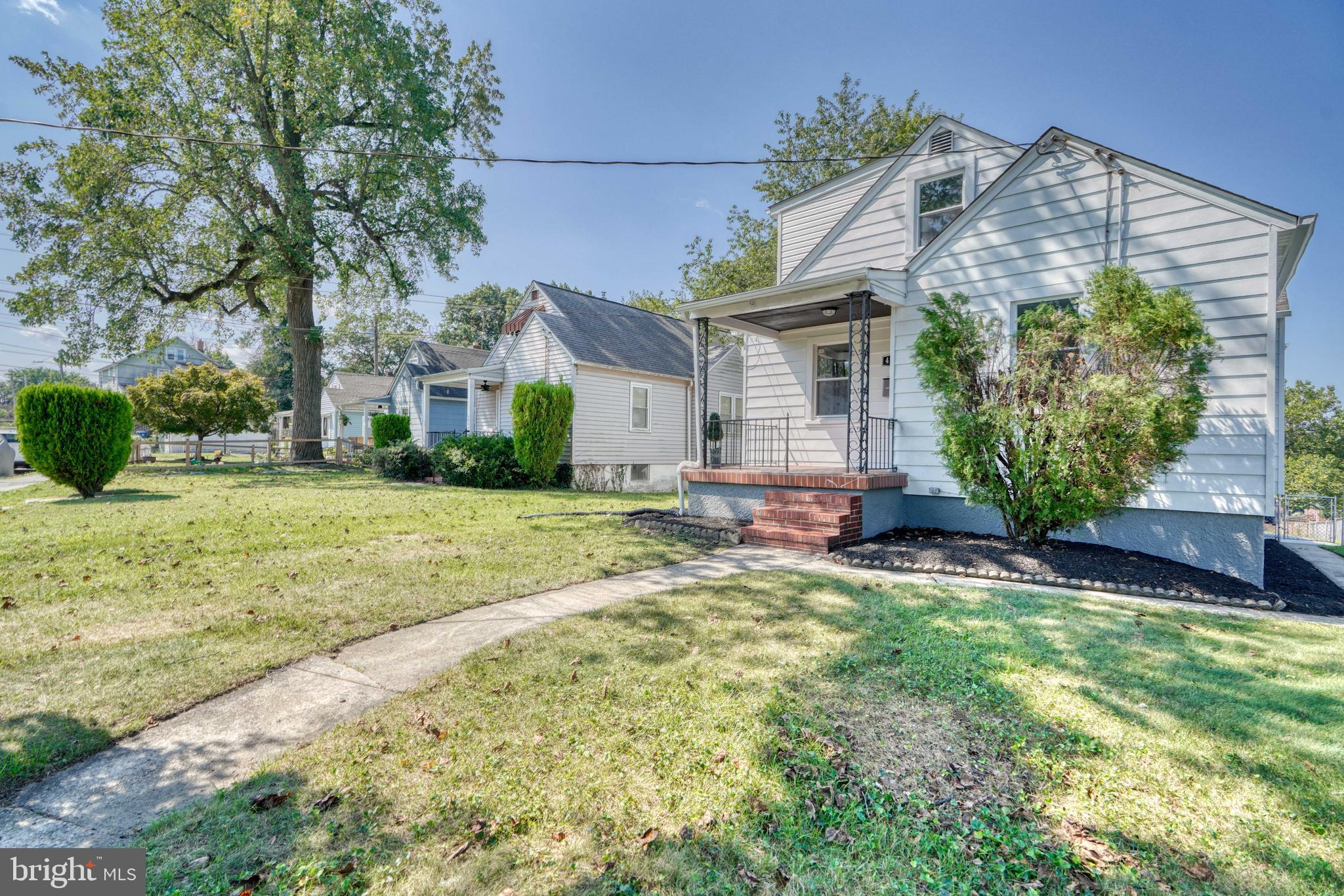 LAURAVILLE HISTORIC DISTRICT - Residential