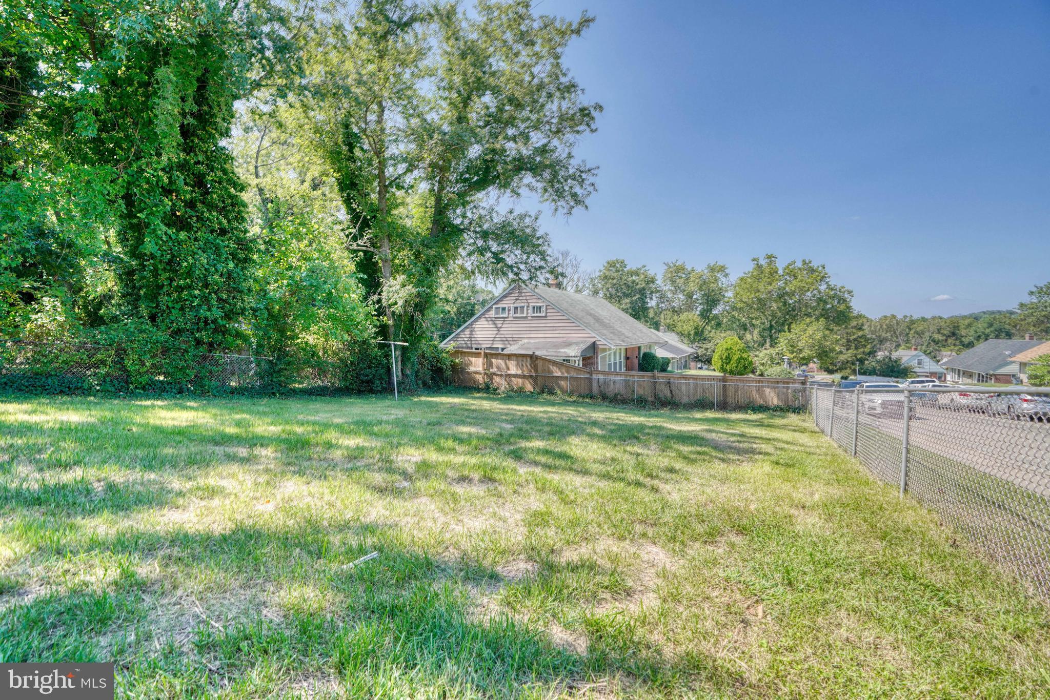 LAURAVILLE HISTORIC DISTRICT - Residential