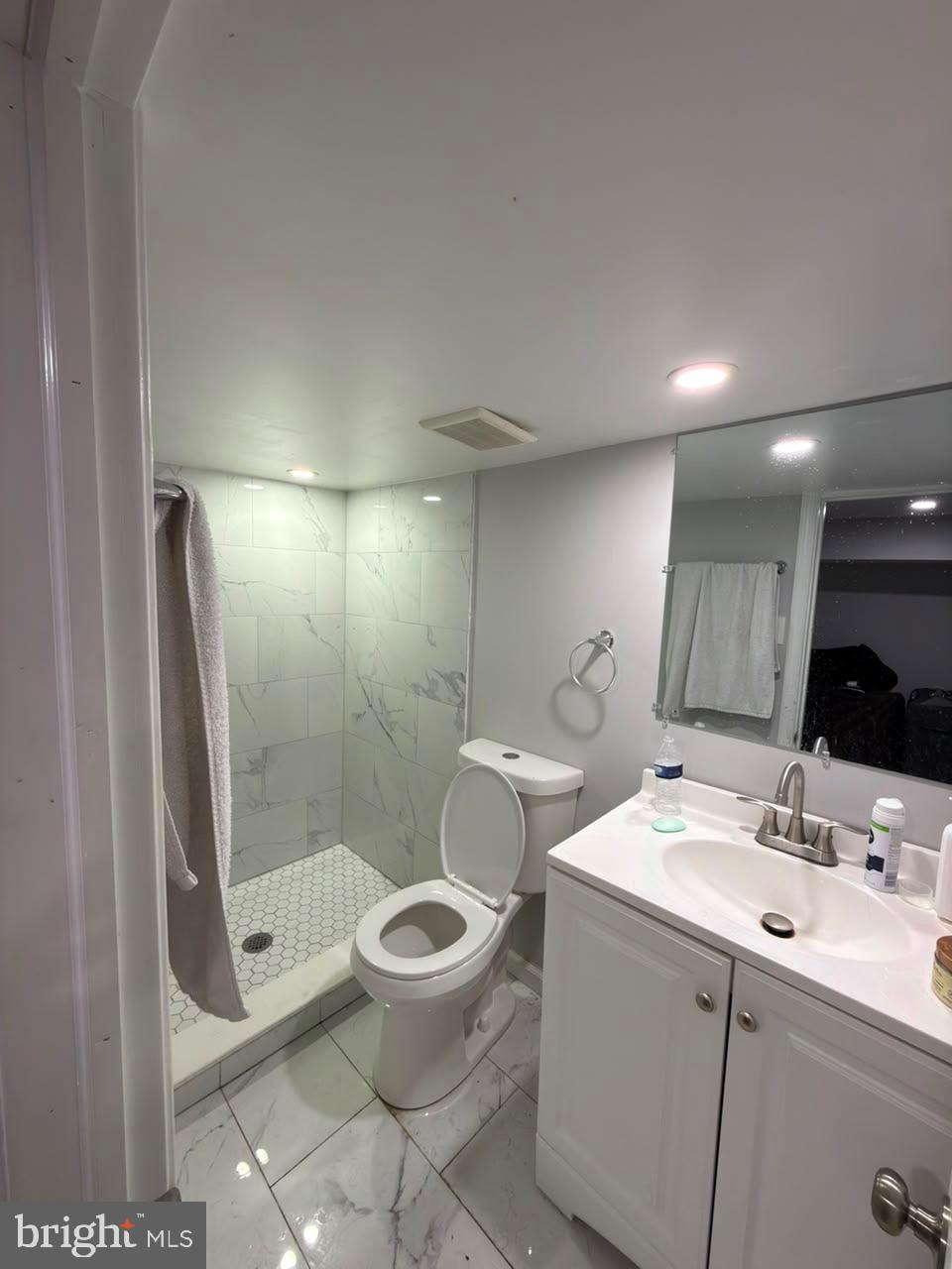 HIGHLANDTOWN - Residential