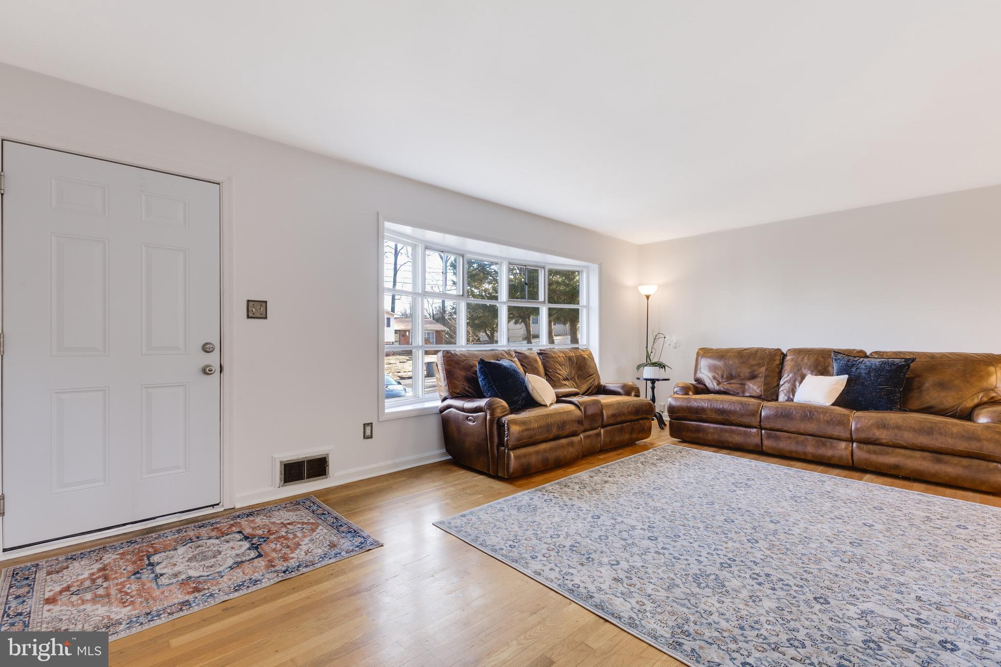 ANNANDALE TERRACE - Residential
